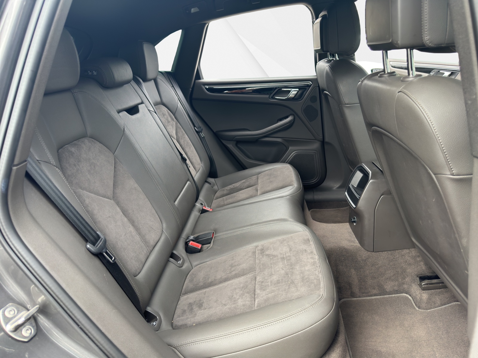 PORSCHE Macan 3.0 V6 S Diesel-image-13