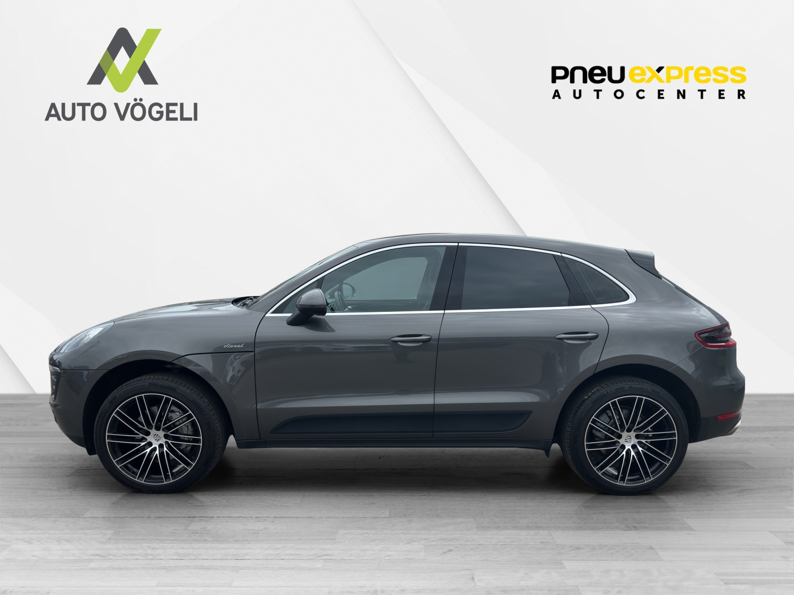 PORSCHE Macan 3.0 V6 S Diesel-showroom-element-2