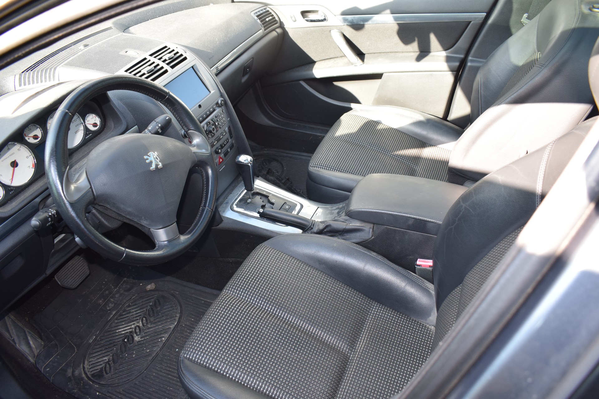 PEUGEOT 407 Break-image-4