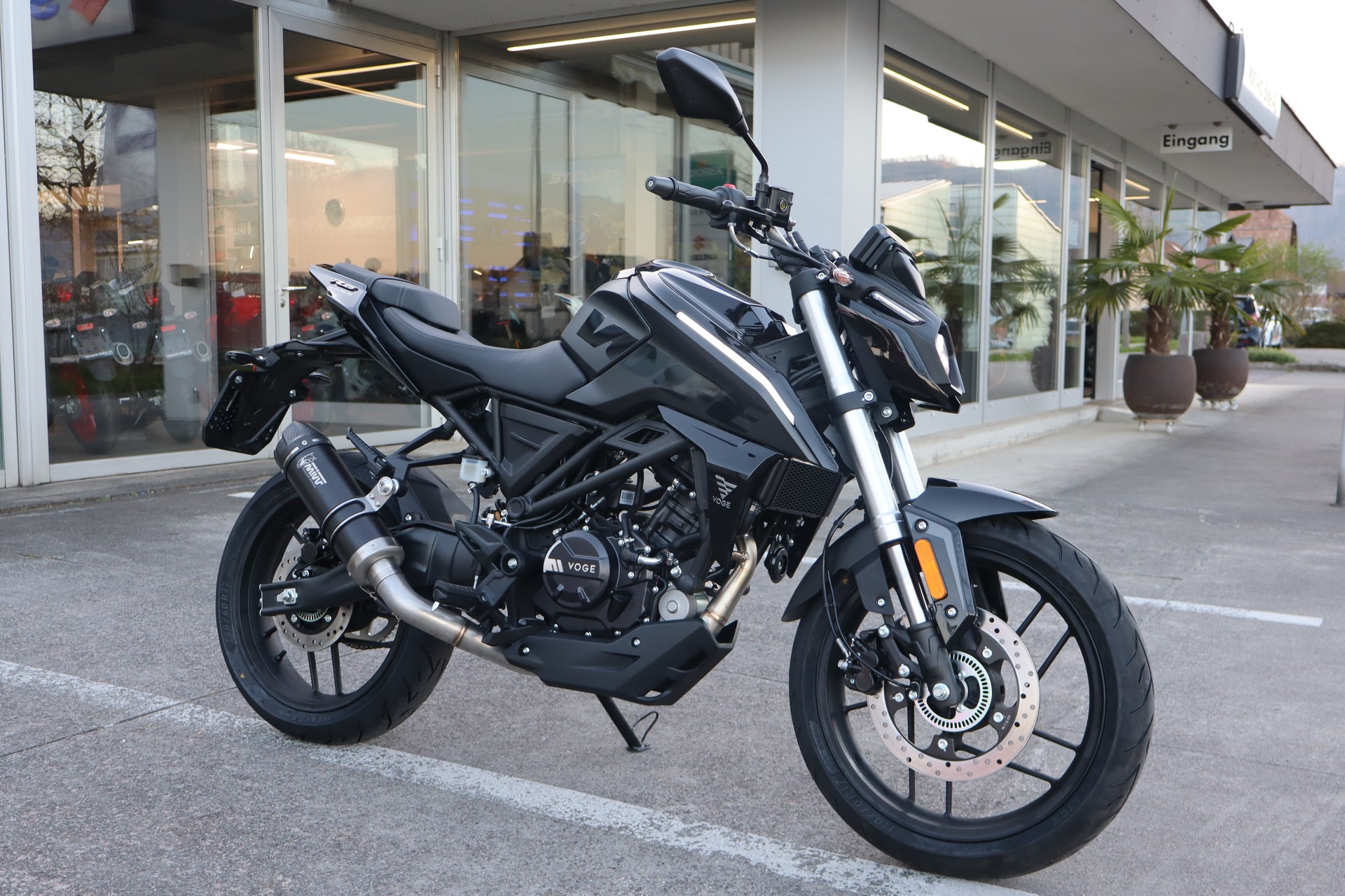 VOGE 125 R ABS-image-1