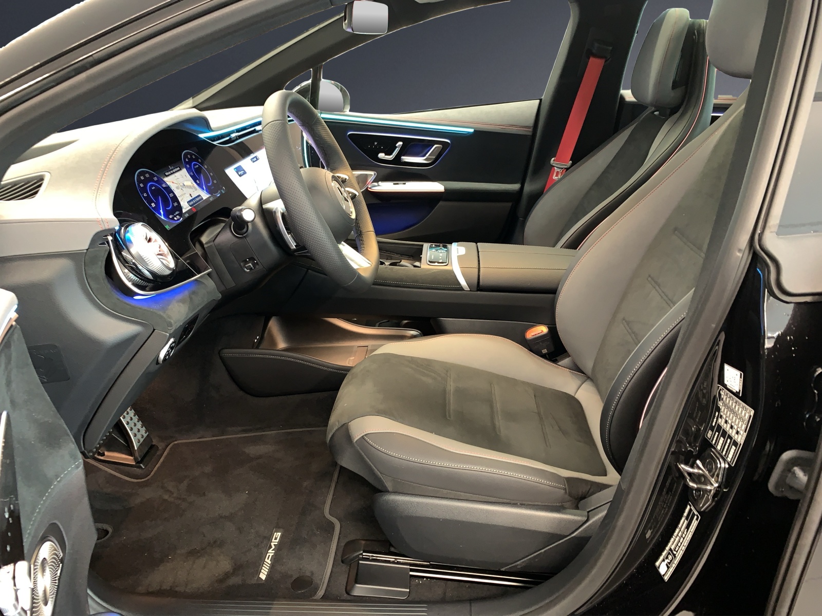 MERCEDES-BENZ EQE 500 4 Matic Executive Edition-image-5