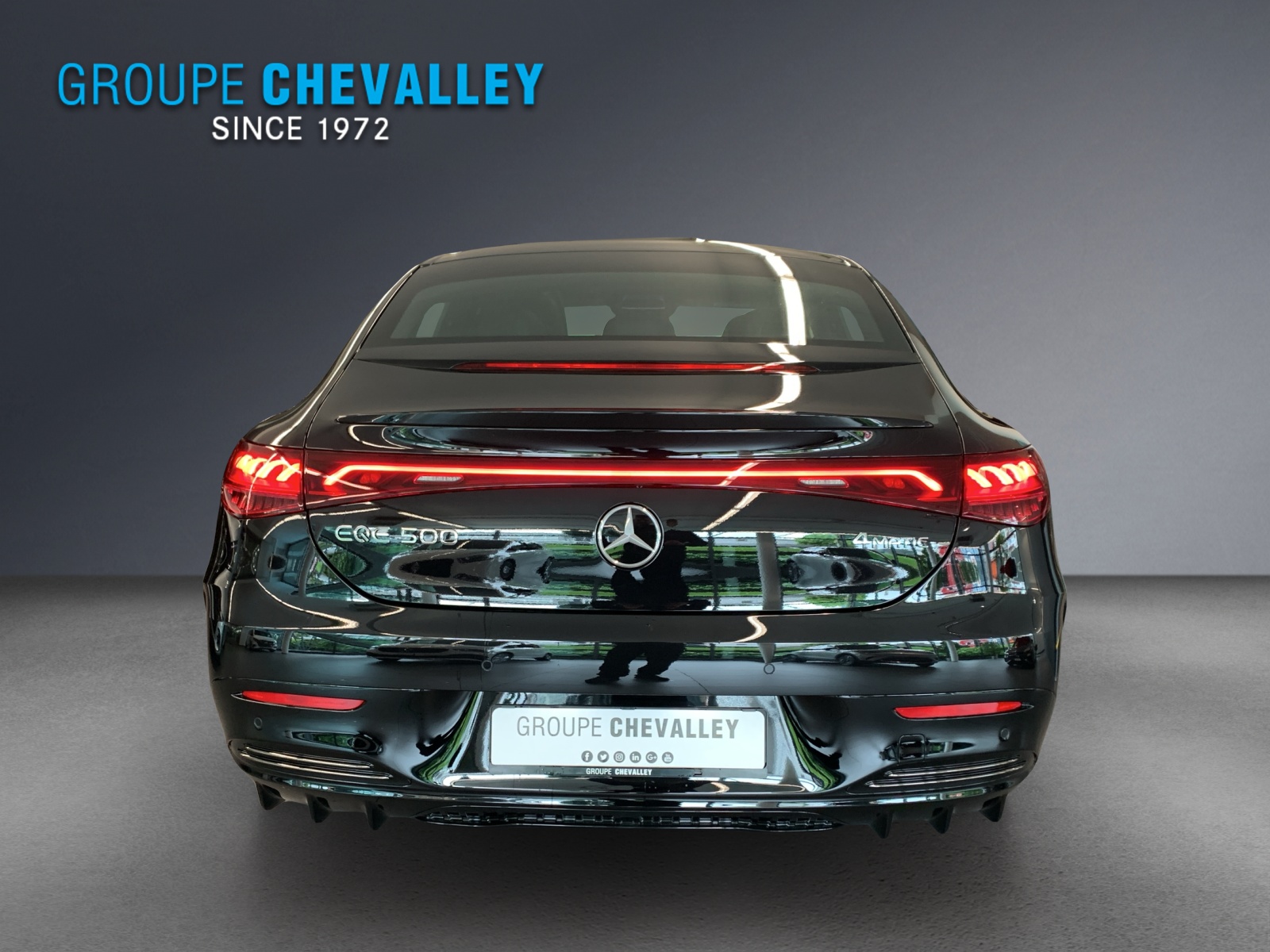 MERCEDES-BENZ EQE 500 4 Matic Executive Edition-showroom-element-3