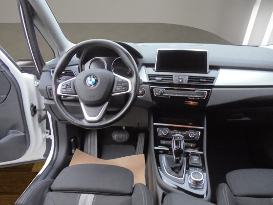 BMW 216d Gran Tourer Essen.Ed-image-10