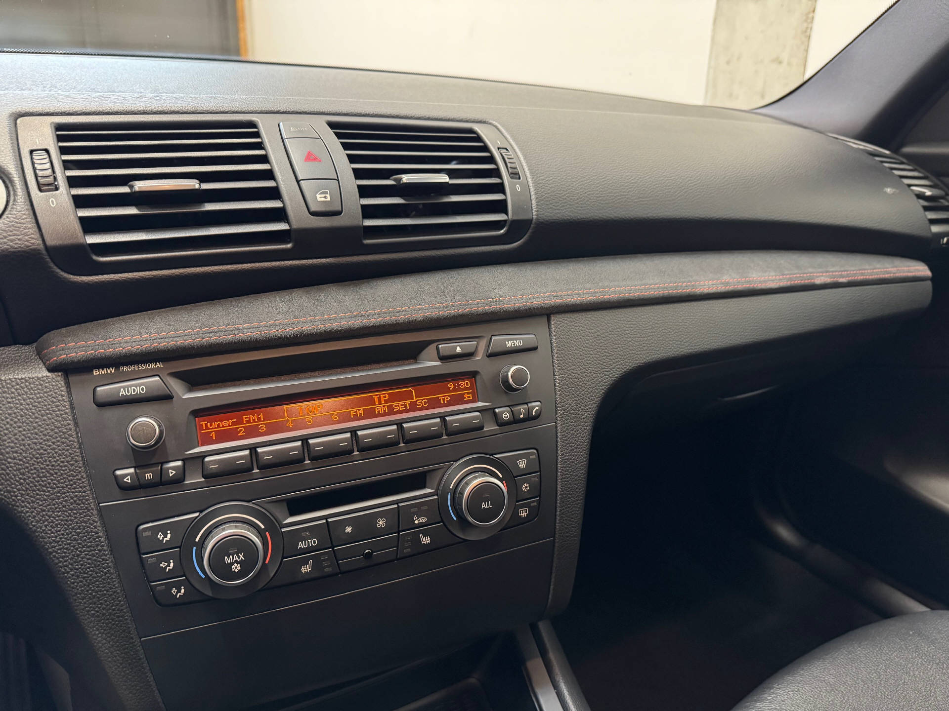 BMW 1er M Coupé-image-8