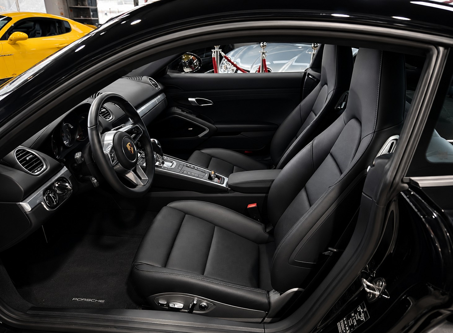 PORSCHE Cayman 718 2.5 S PDK-image-7