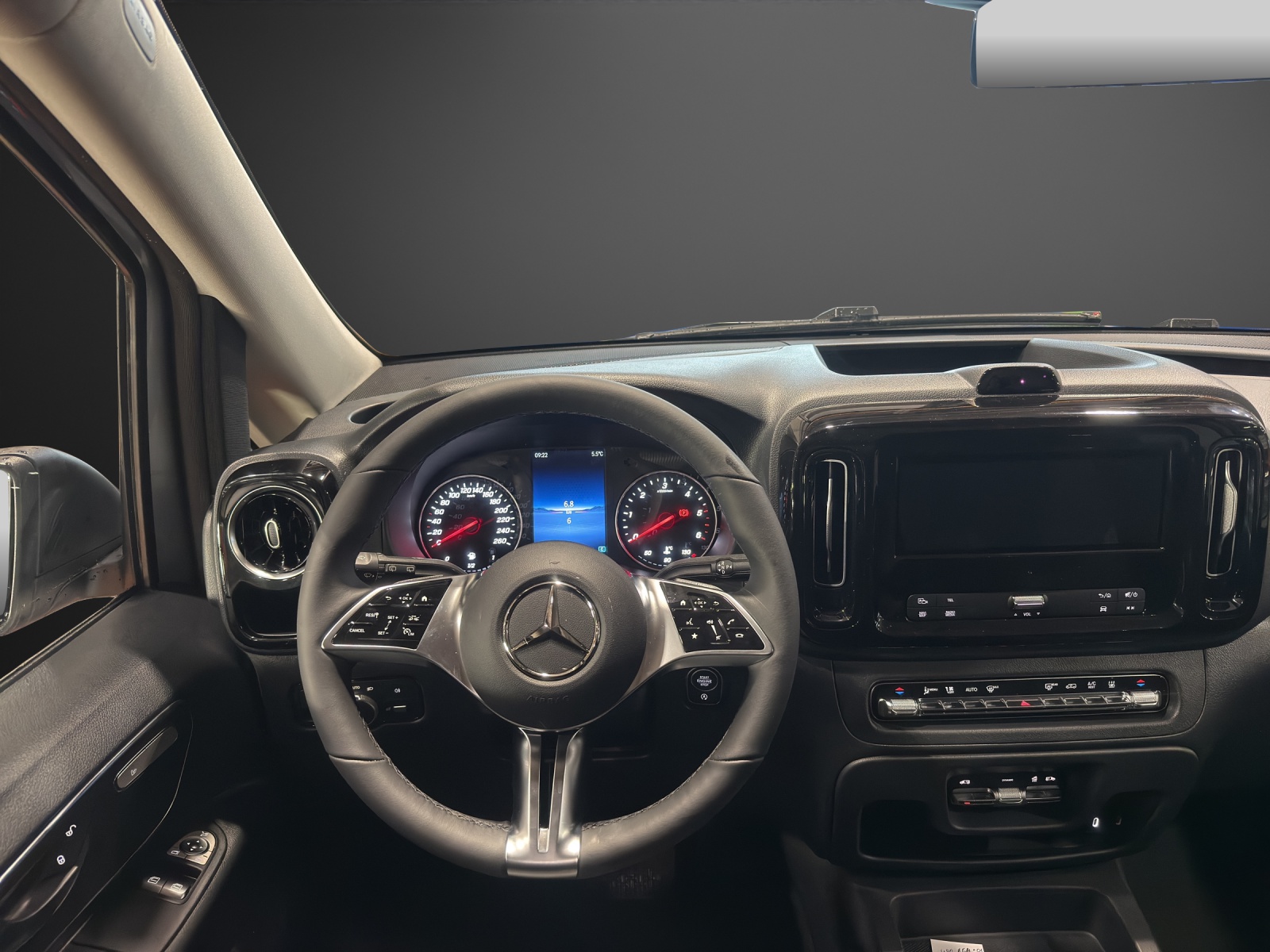 MERCEDES-BENZ Vito 116 CDI Lang Tourer 9G-Tronic 4M Select-image-8