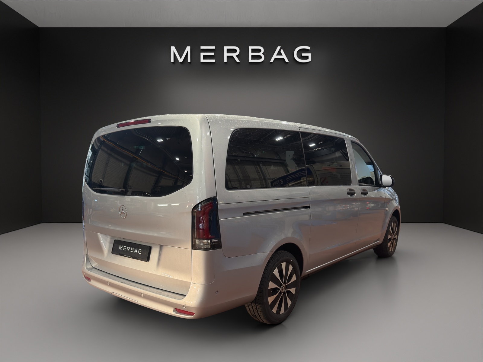 MERCEDES-BENZ Vito 116 CDI Lang Tourer 9G-Tronic 4M Select-image-2