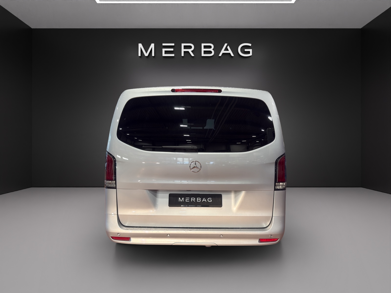 MERCEDES-BENZ Vito 116 CDI Lang Tourer 9G-Tronic 4M Select-image-3