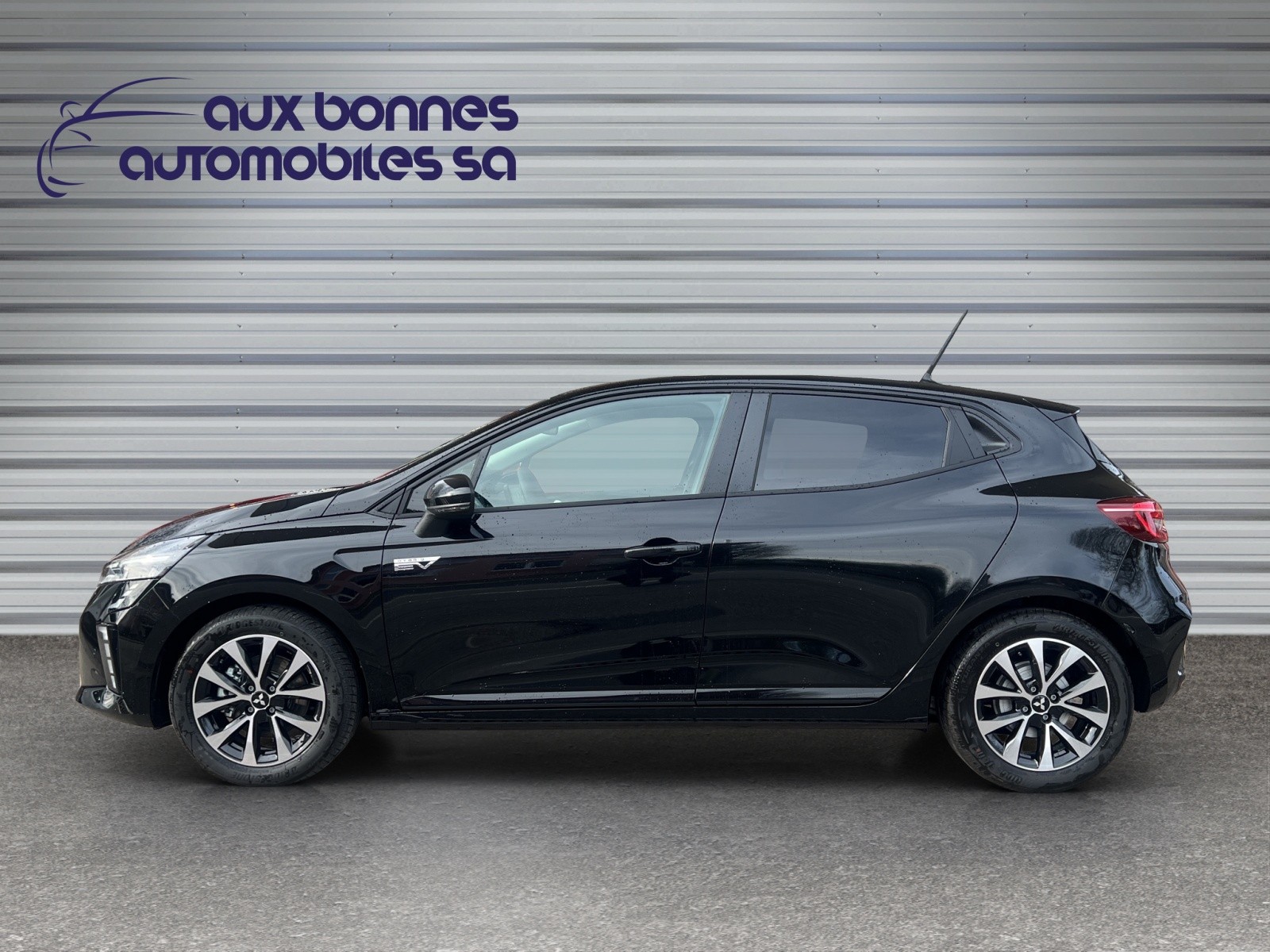 MITSUBISHI COLT 1.6 HEV Invite+-image-6