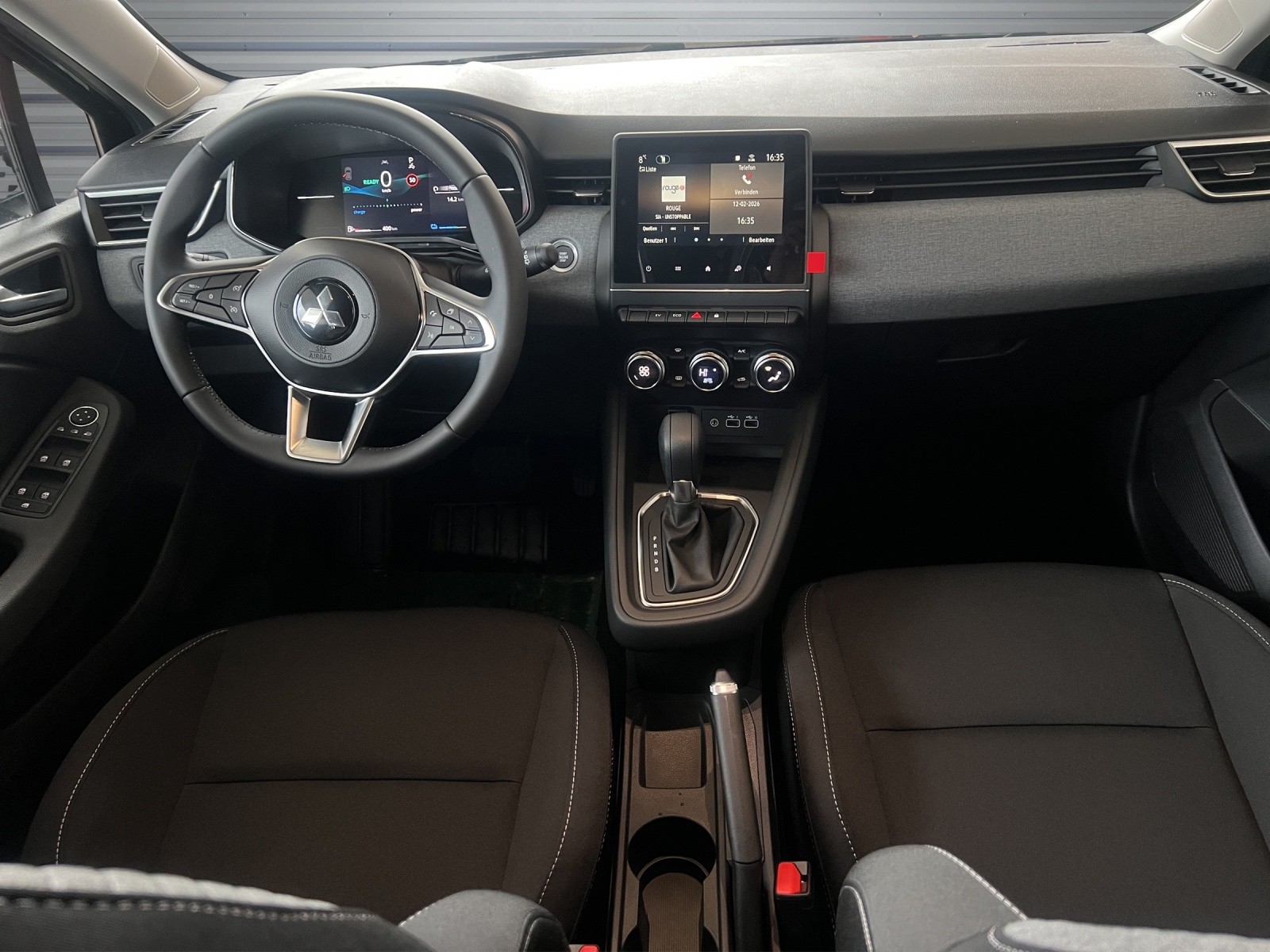 MITSUBISHI COLT 1.6 HEV Invite+-image-9