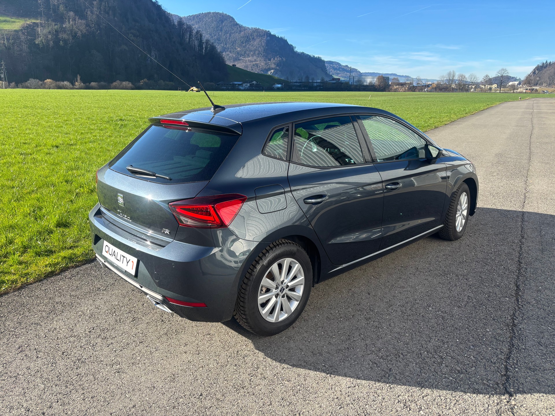 SEAT Ibiza 1.0 EcoTSI Hola FR DSG-image-3