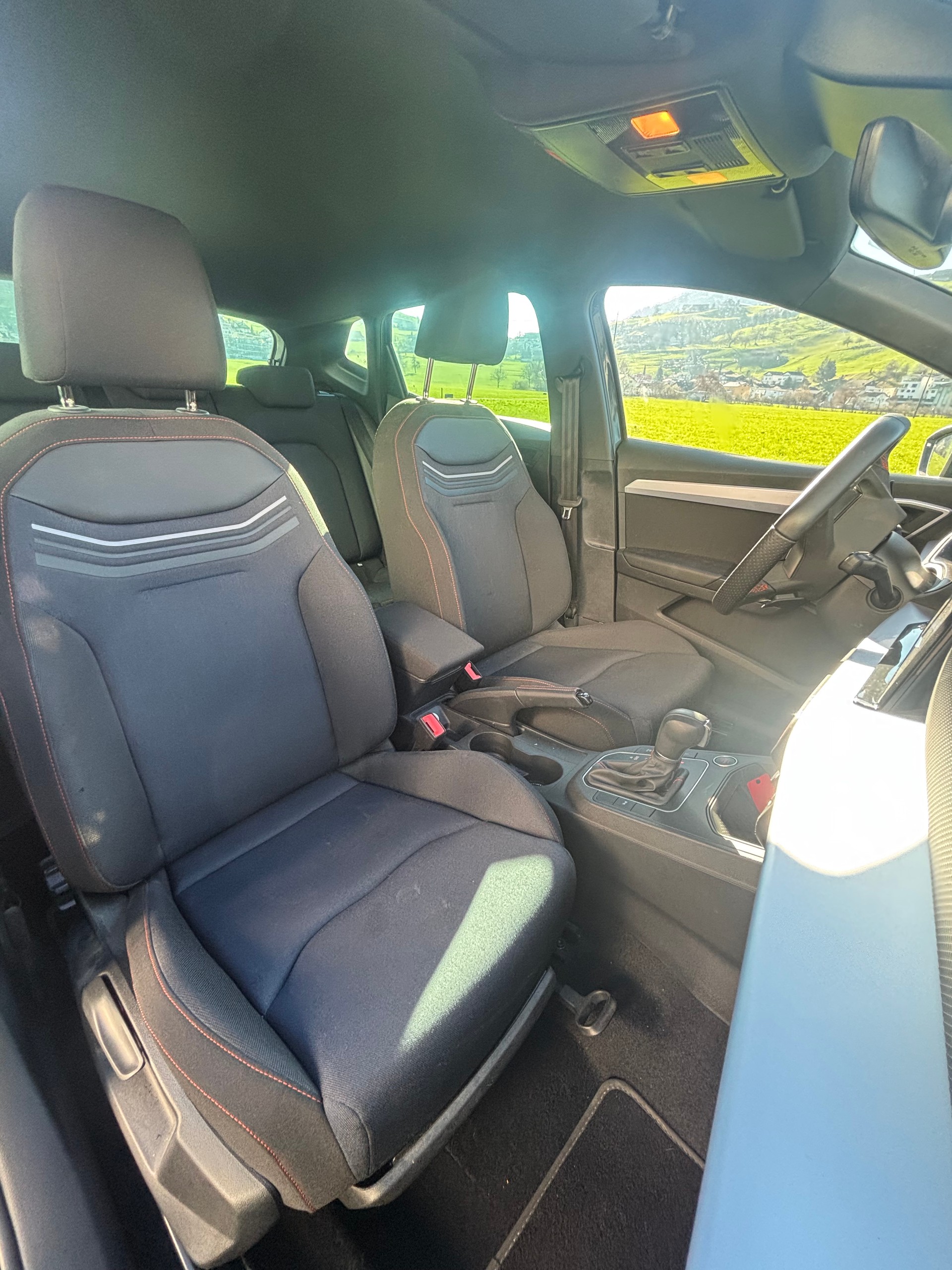 SEAT Ibiza 1.0 EcoTSI Hola FR DSG-image-13