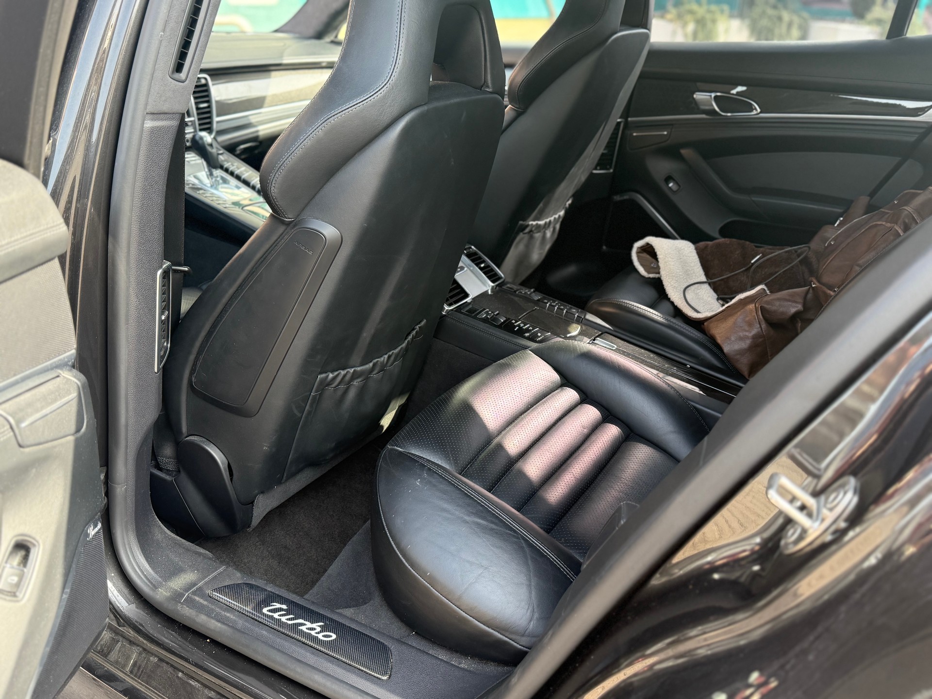 PORSCHE Panamera Turbo 4.8 PDK-image-8