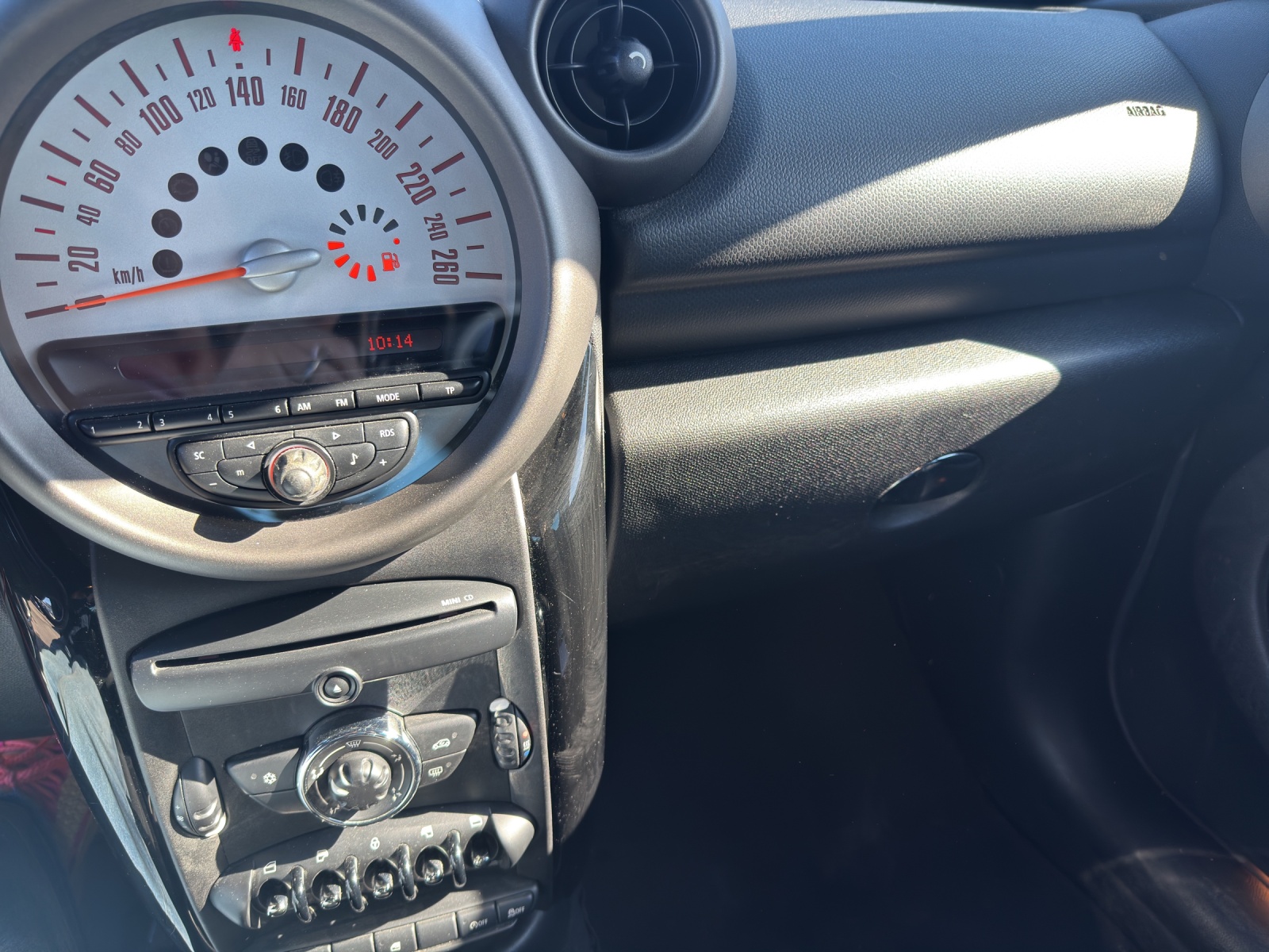MINI Countryman Cooper FWD-image-7