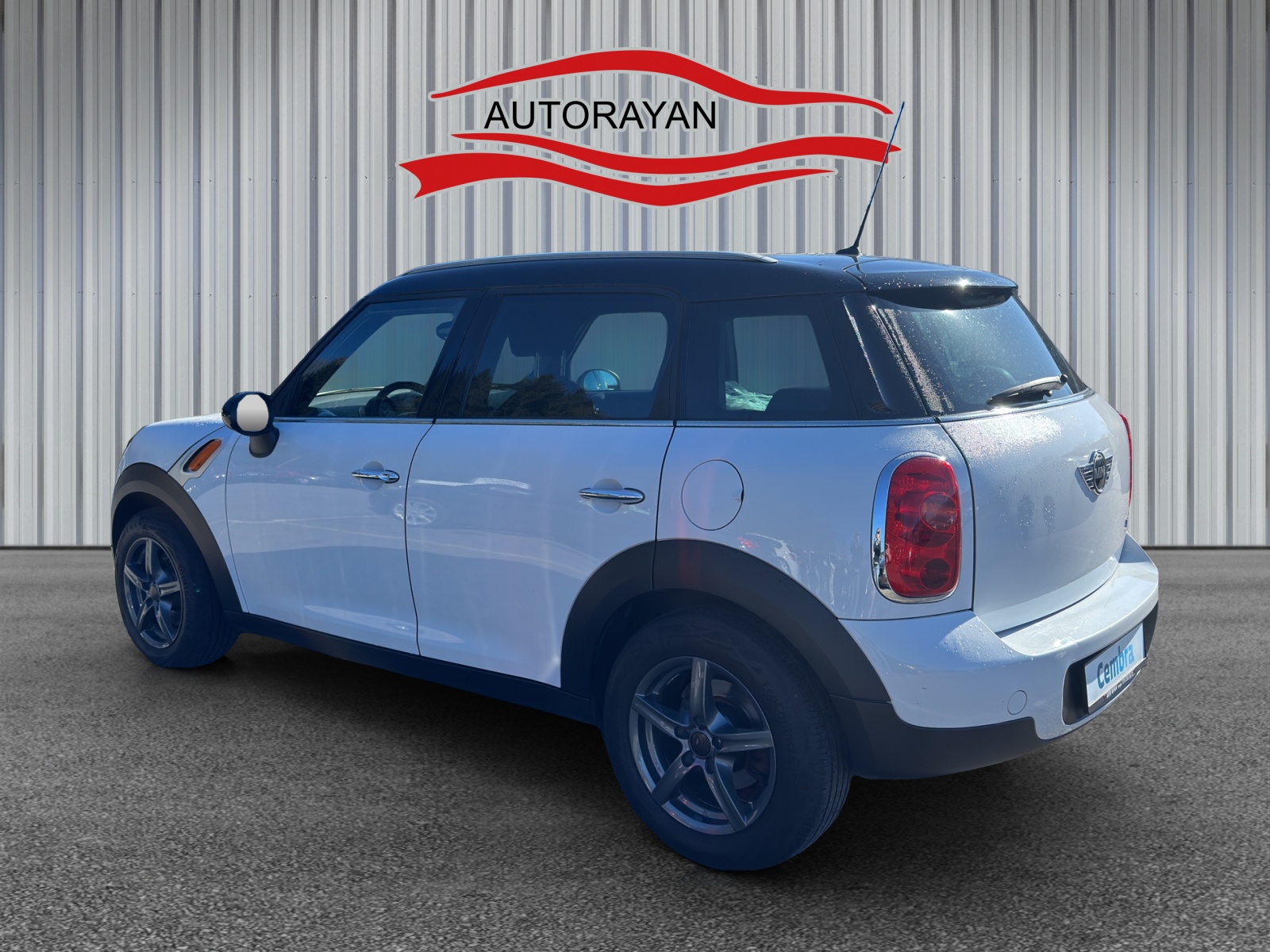 MINI Countryman Cooper FWD-image-5