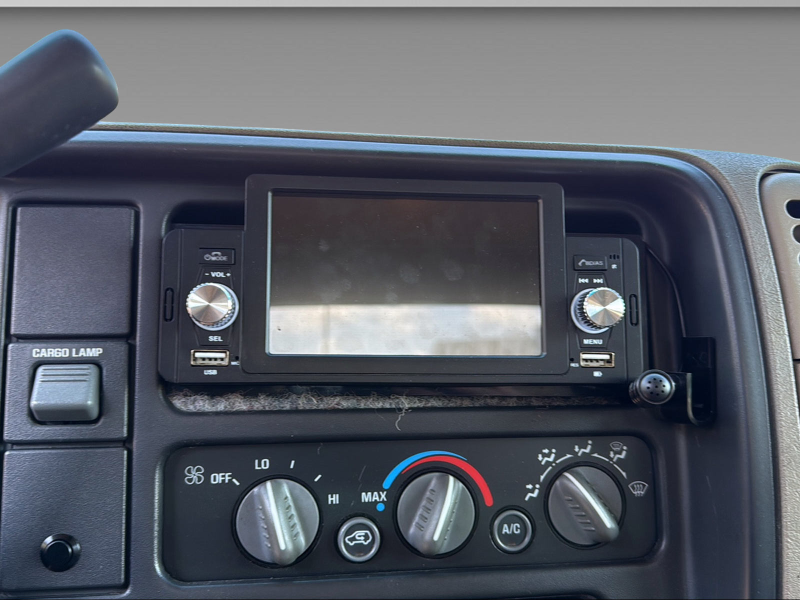 CHEVROLET K2500-image-18