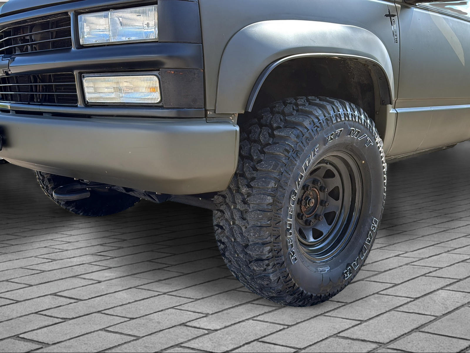 CHEVROLET K2500-image-4