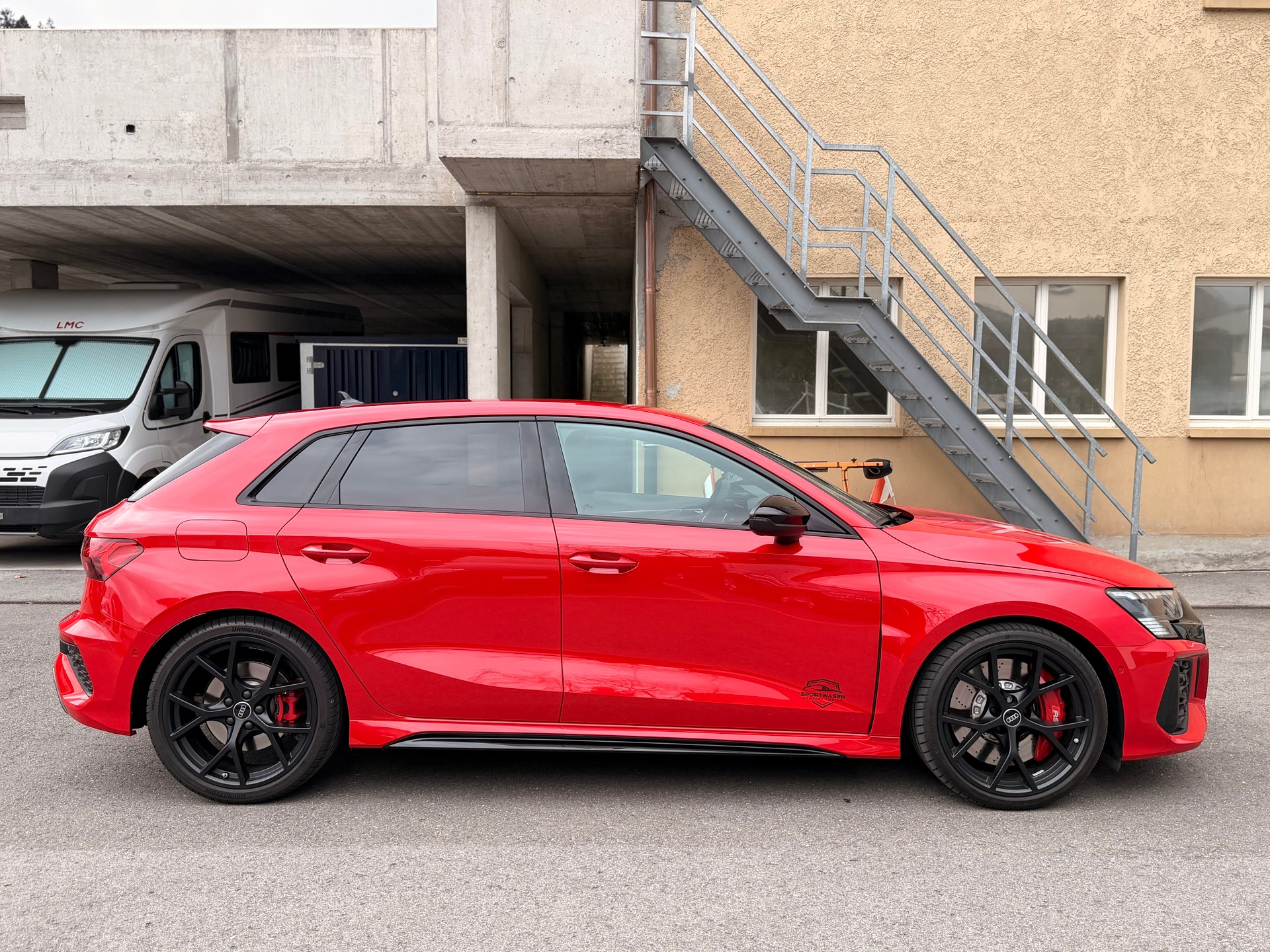 AUDI RS3 Sportback 2.5 TSI quattro S-tronic-image-5