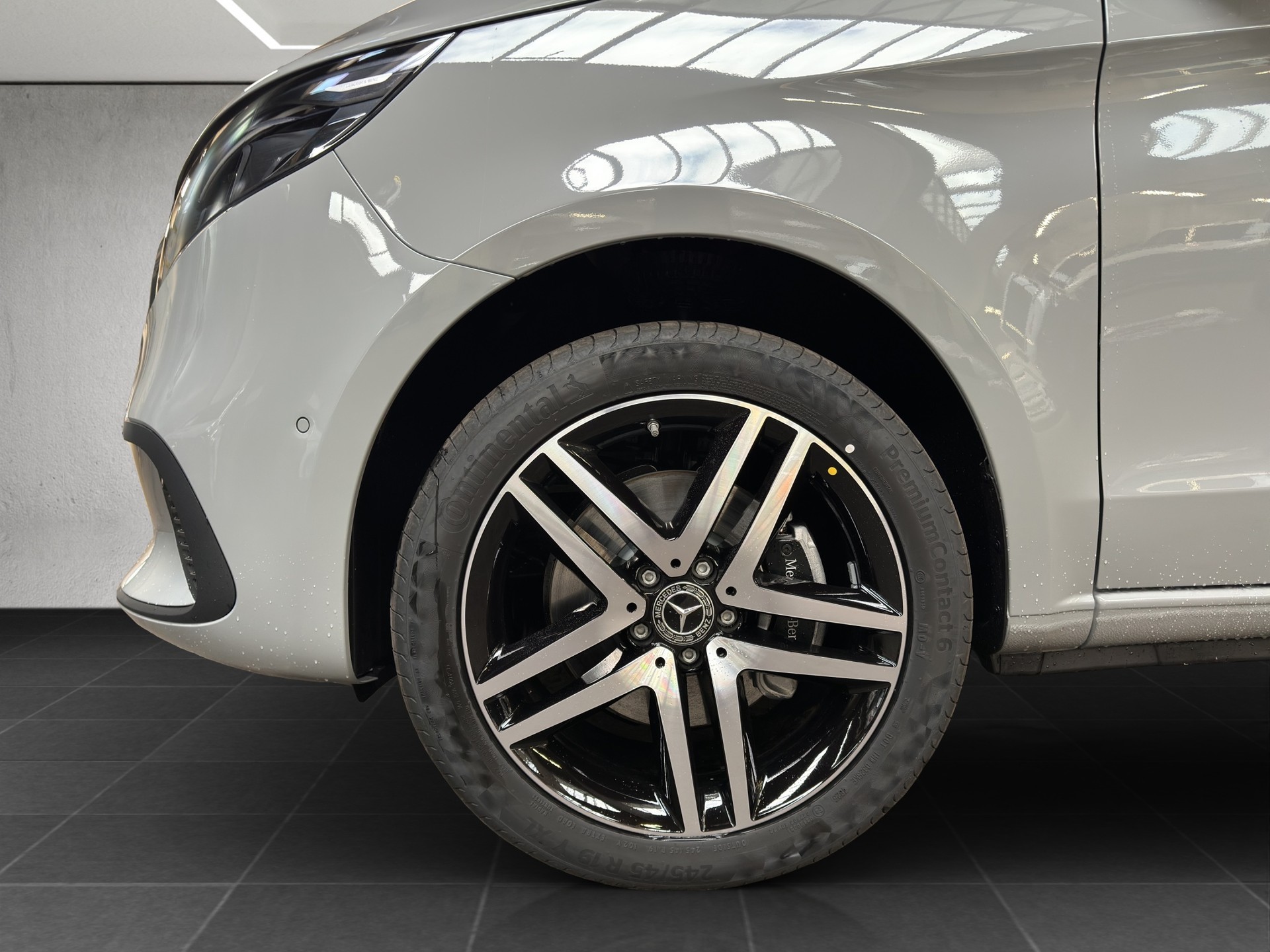 MERCEDES-BENZ V 250 d lang 4Matic Trend 9G-Tronic-image-5
