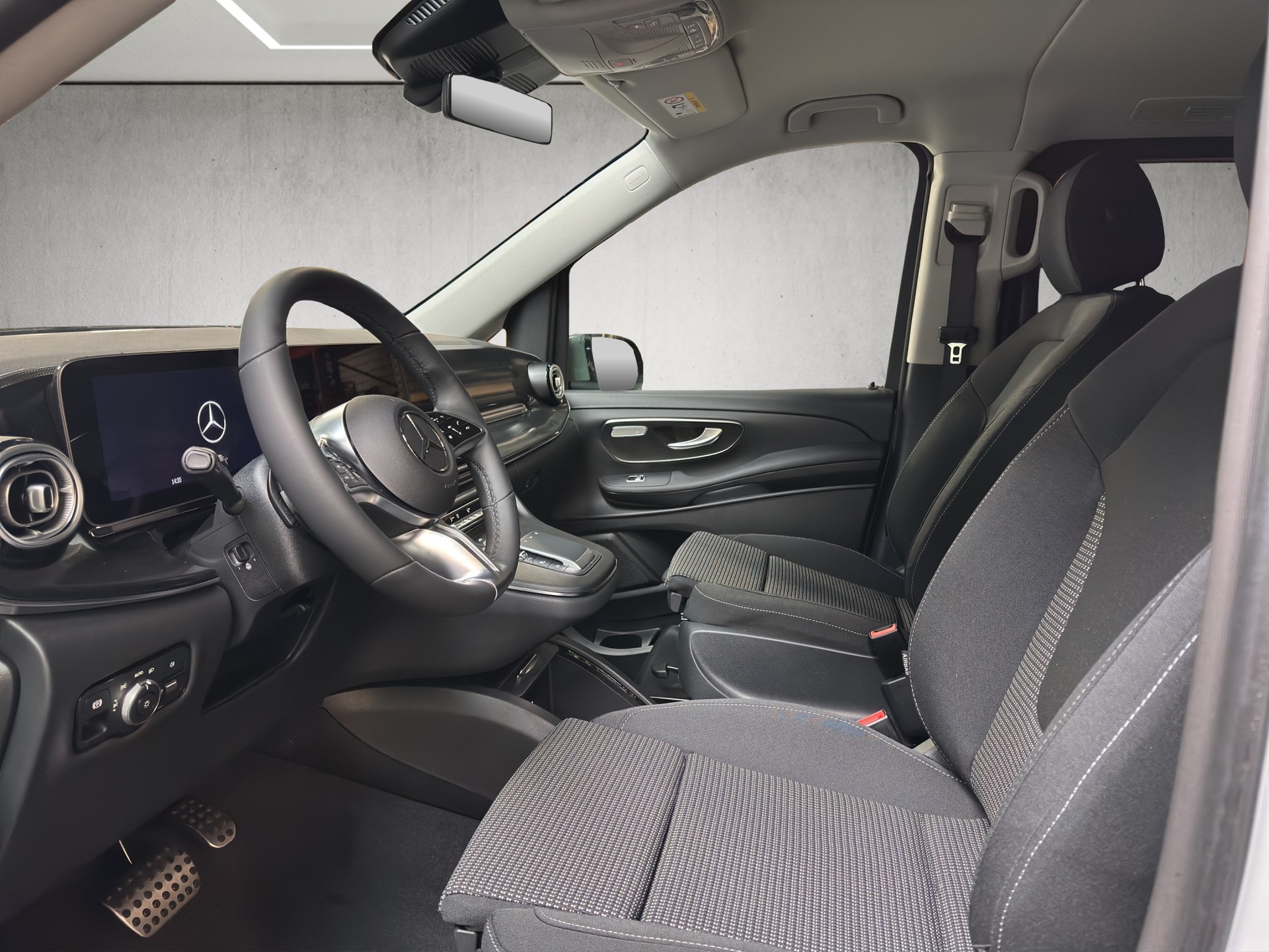 MERCEDES-BENZ V 250 d lang 4Matic Trend 9G-Tronic-image-6