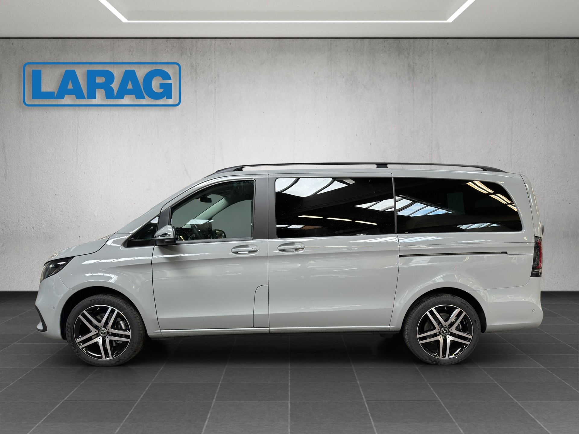 MERCEDES-BENZ V 250 d lang 4Matic Trend 9G-Tronic-image-2