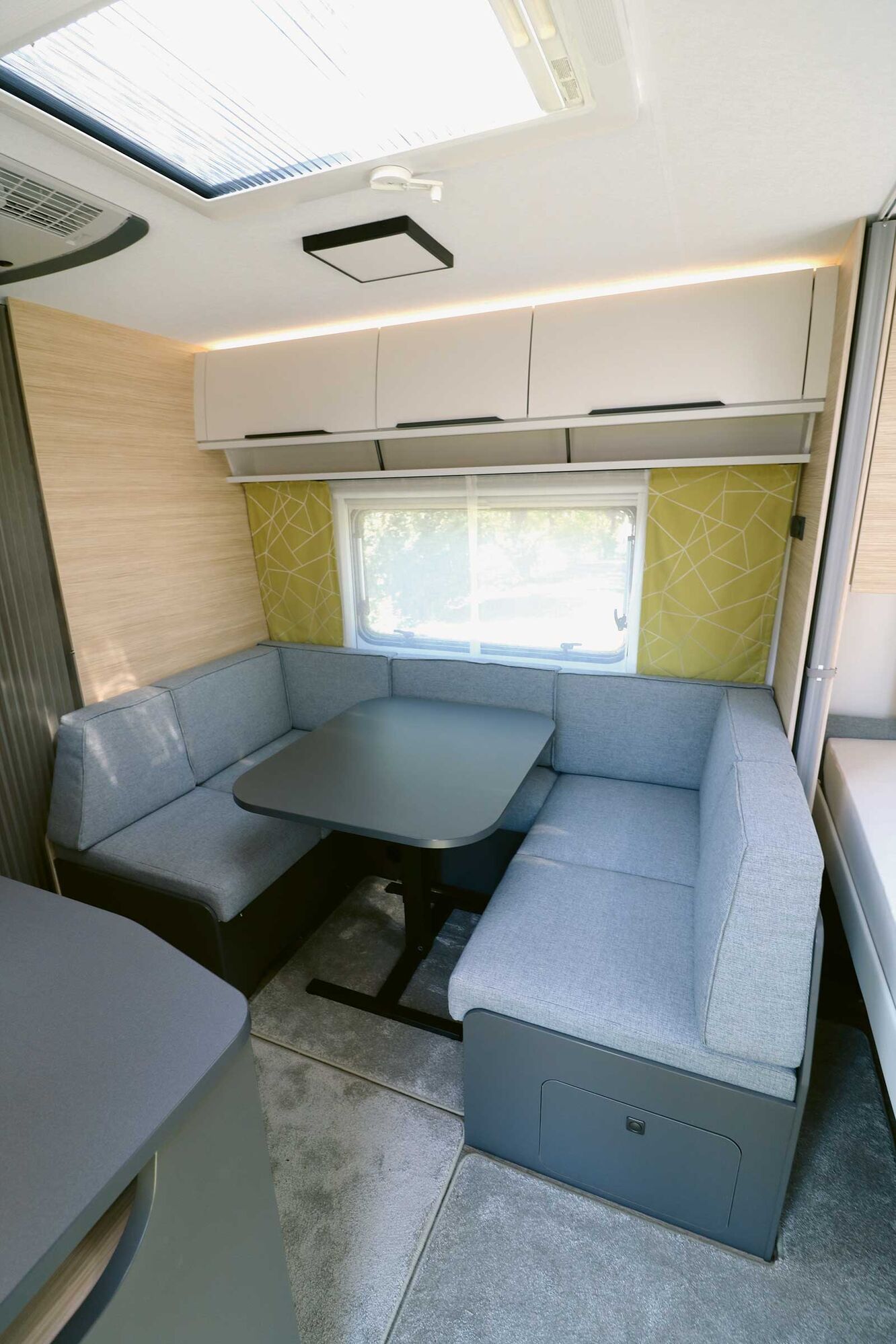 FENDT Apero 560-image-1
