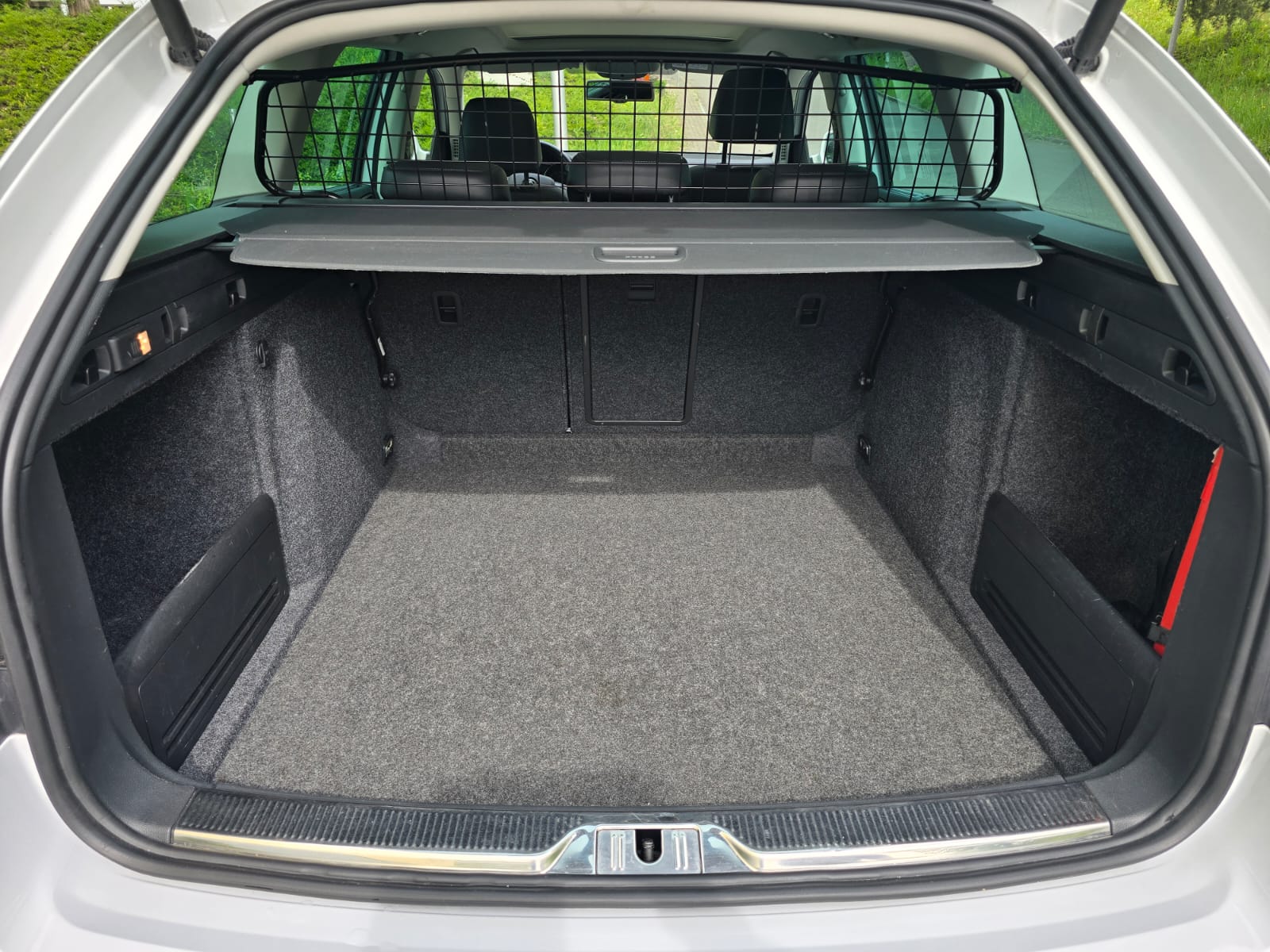 SKODA Superb Combi 2.0 TDi Laurin & Klement 4x4 DSG-image-14