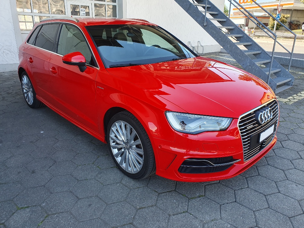 AUDI A3 Sportback 1.4 e-tron Ambition S-tronic-showroom-element-1