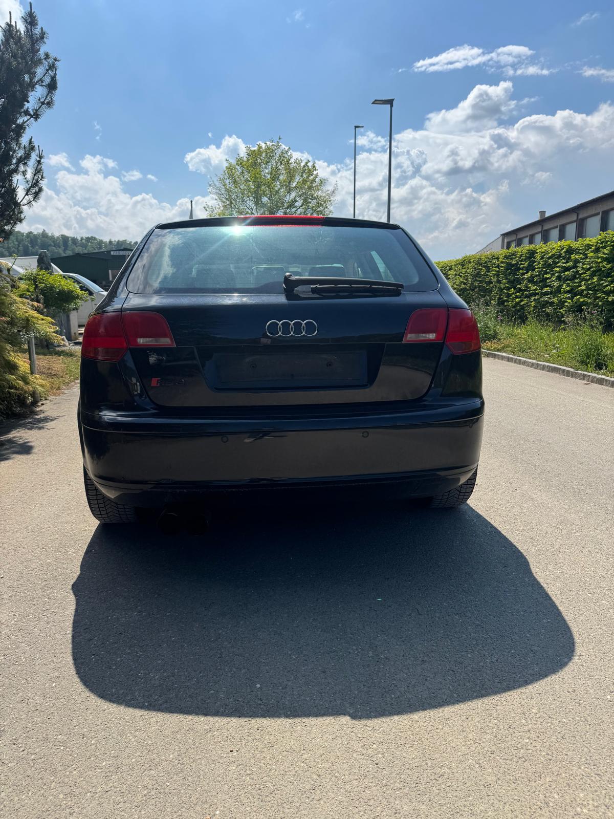 AUDI A3 1.8 Turbo FSI Ambiente-image-6