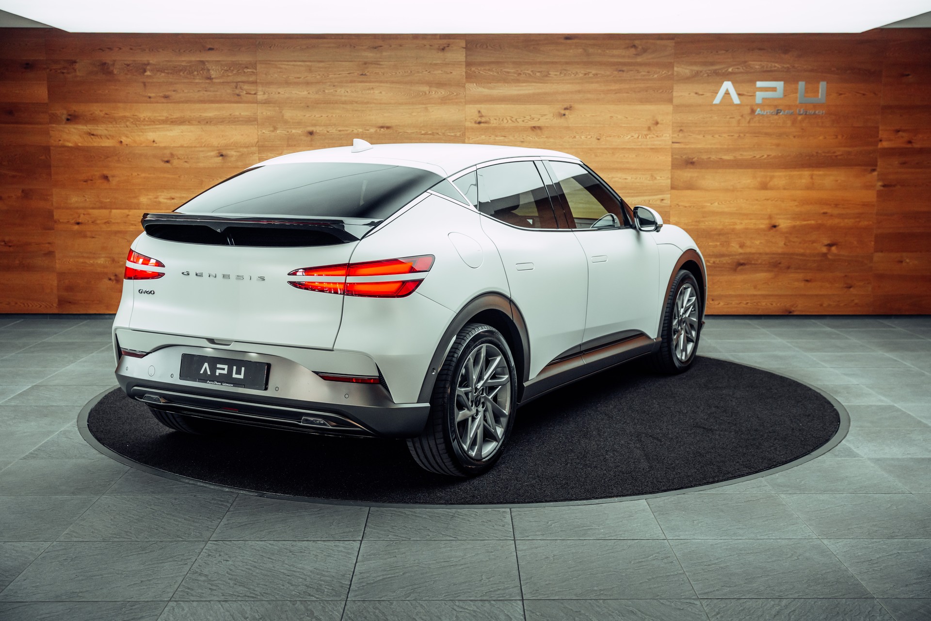 GENESIS GV60 77.4 kWh Sport AWD-showroom-element-1