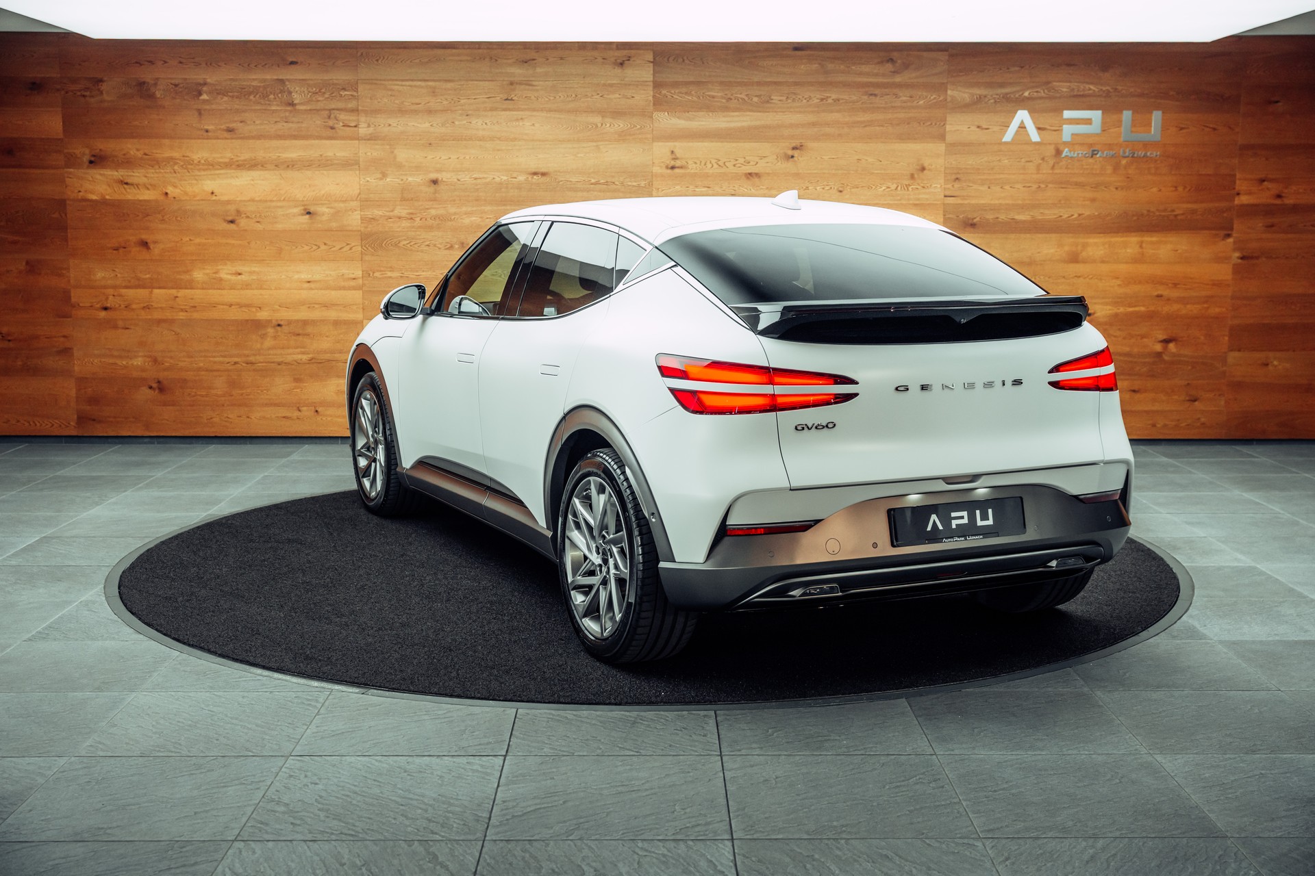 GENESIS GV60 77.4 kWh Sport AWD-showroom-element-2