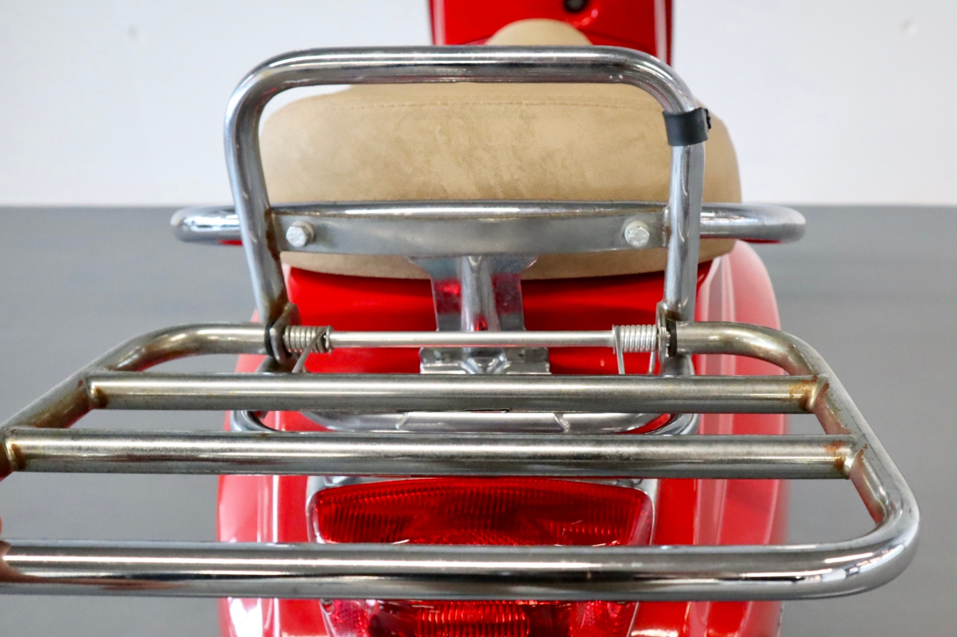 PIAGGIO Vespa 125 i.e. 3V-image-13