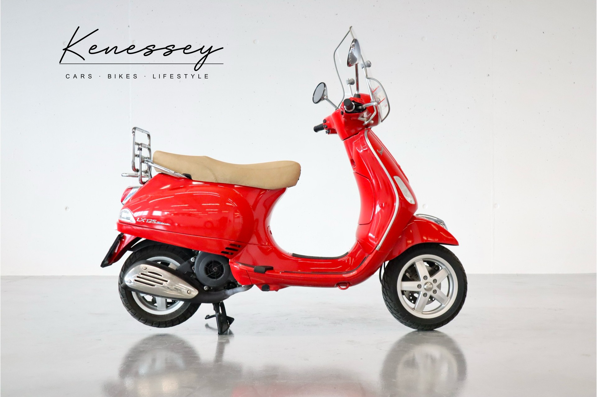 PIAGGIO Vespa 125 i.e. 3V-image-0