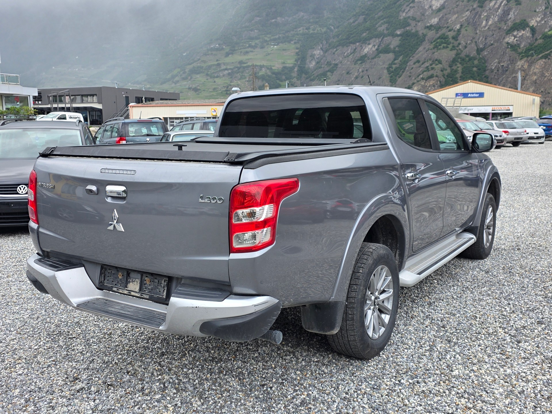 MITSUBISHI L 200 2.4 Diamond Double Cab A-image-3