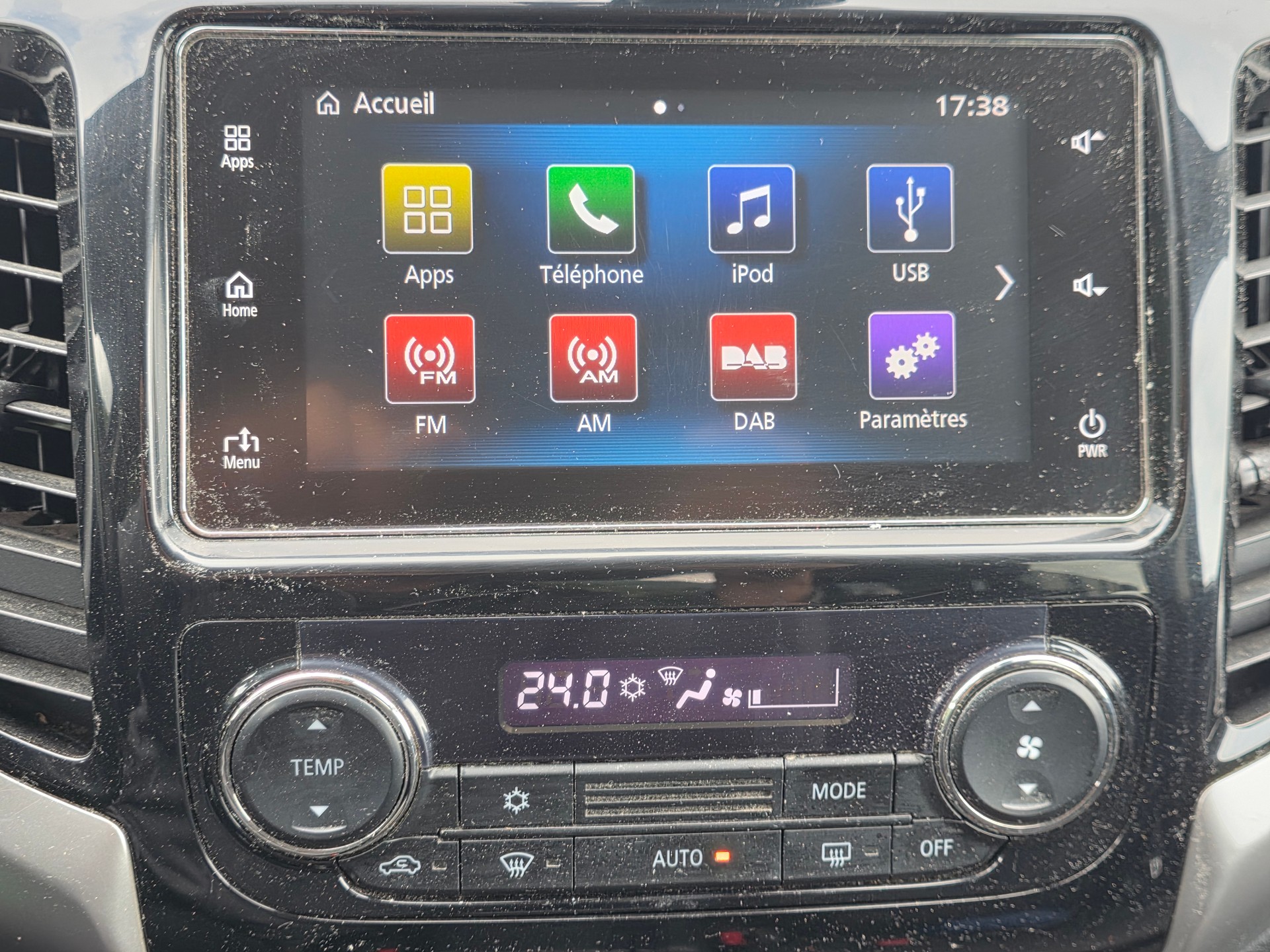 MITSUBISHI L 200 2.4 Diamond Double Cab A-image-12