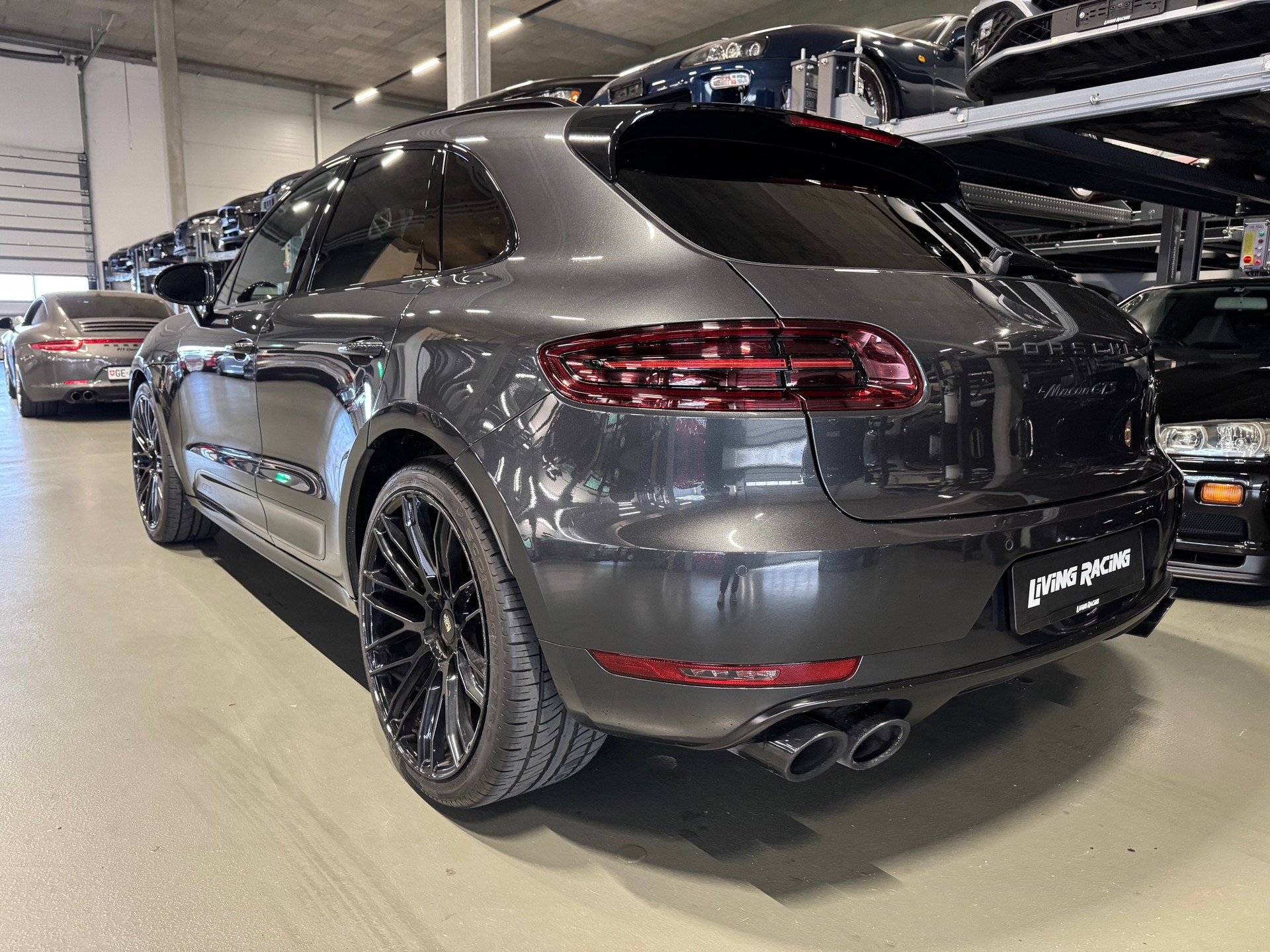 PORSCHE Macan GTS PDK-image-2