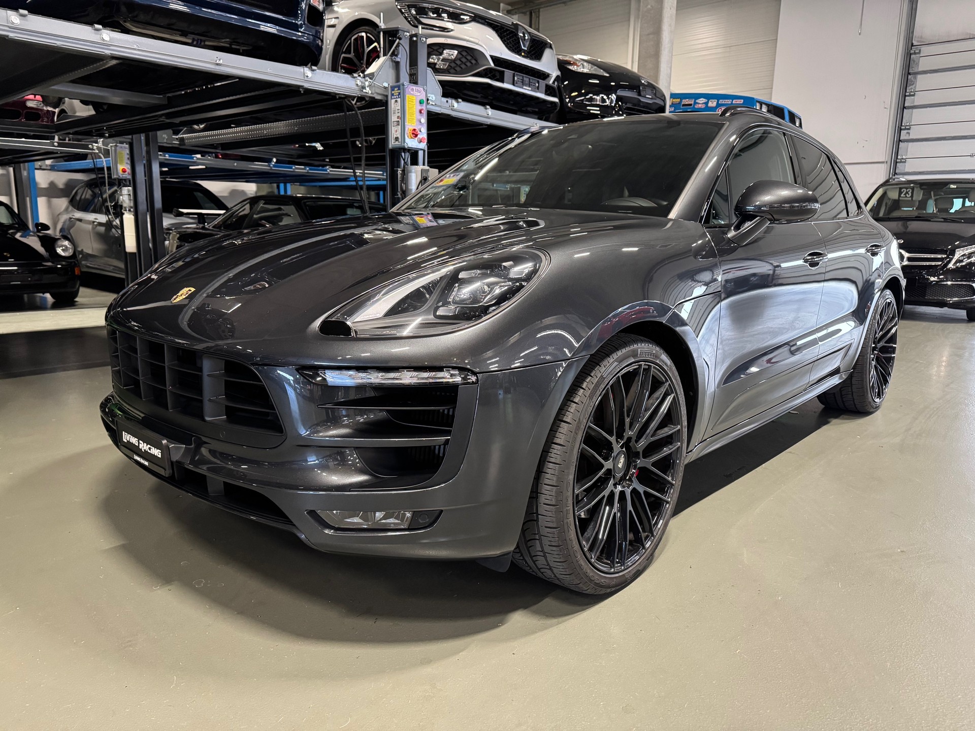 PORSCHE Macan GTS PDK-image-1