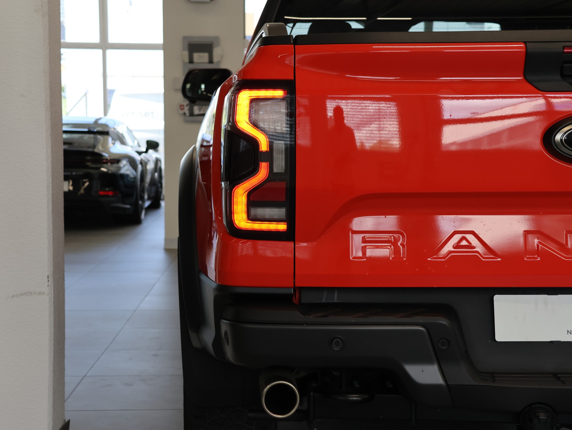 FORD Ranger Raptor 3.0 Eco Boost 4x4 A *Carbon*AHK*B&O*Assistenten*360°-image-12