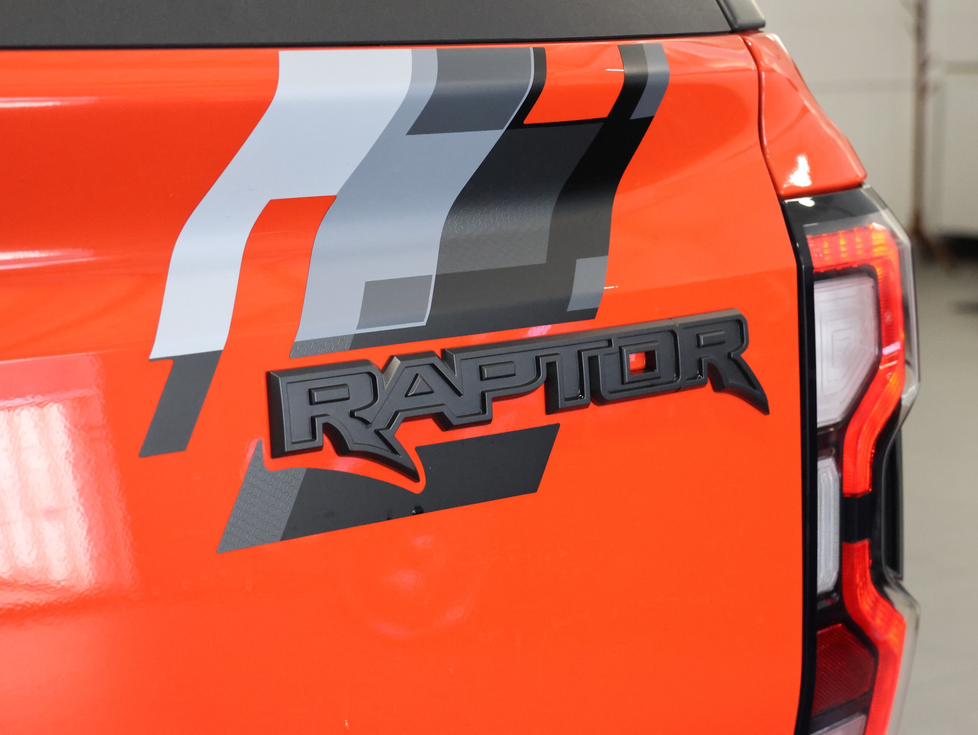 FORD Ranger Raptor 3.0 Eco Boost 4x4 A *Carbon*AHK*B&O*Assistenten*360°-image-13