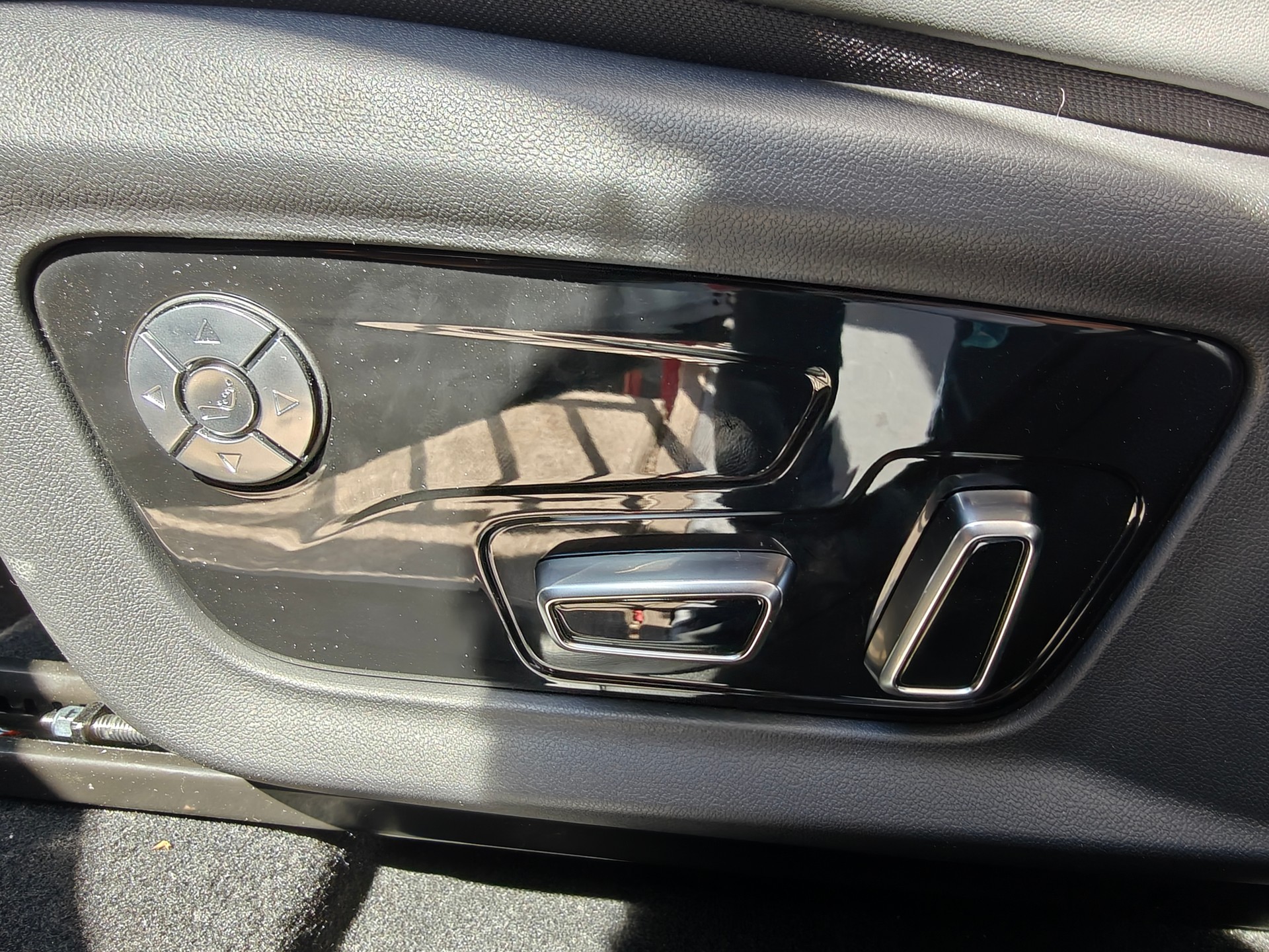 FORTHING 5 REEV 32kWh-image-11