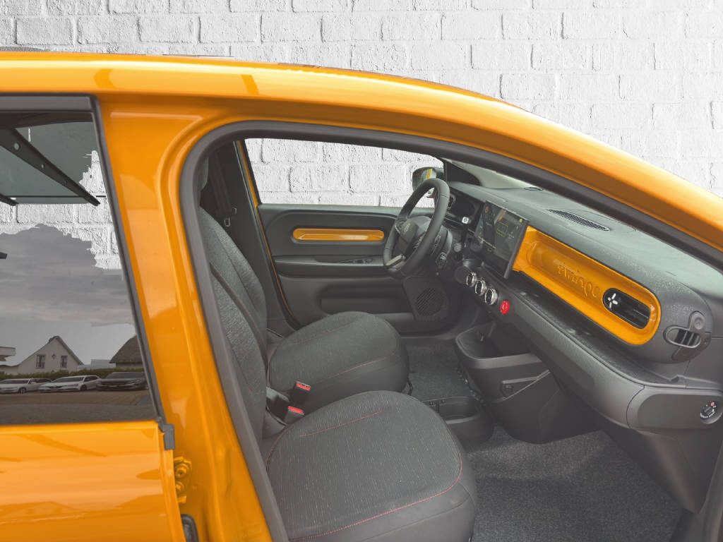 RENAULT Twingo E-Tech Urban Range techno-image-6