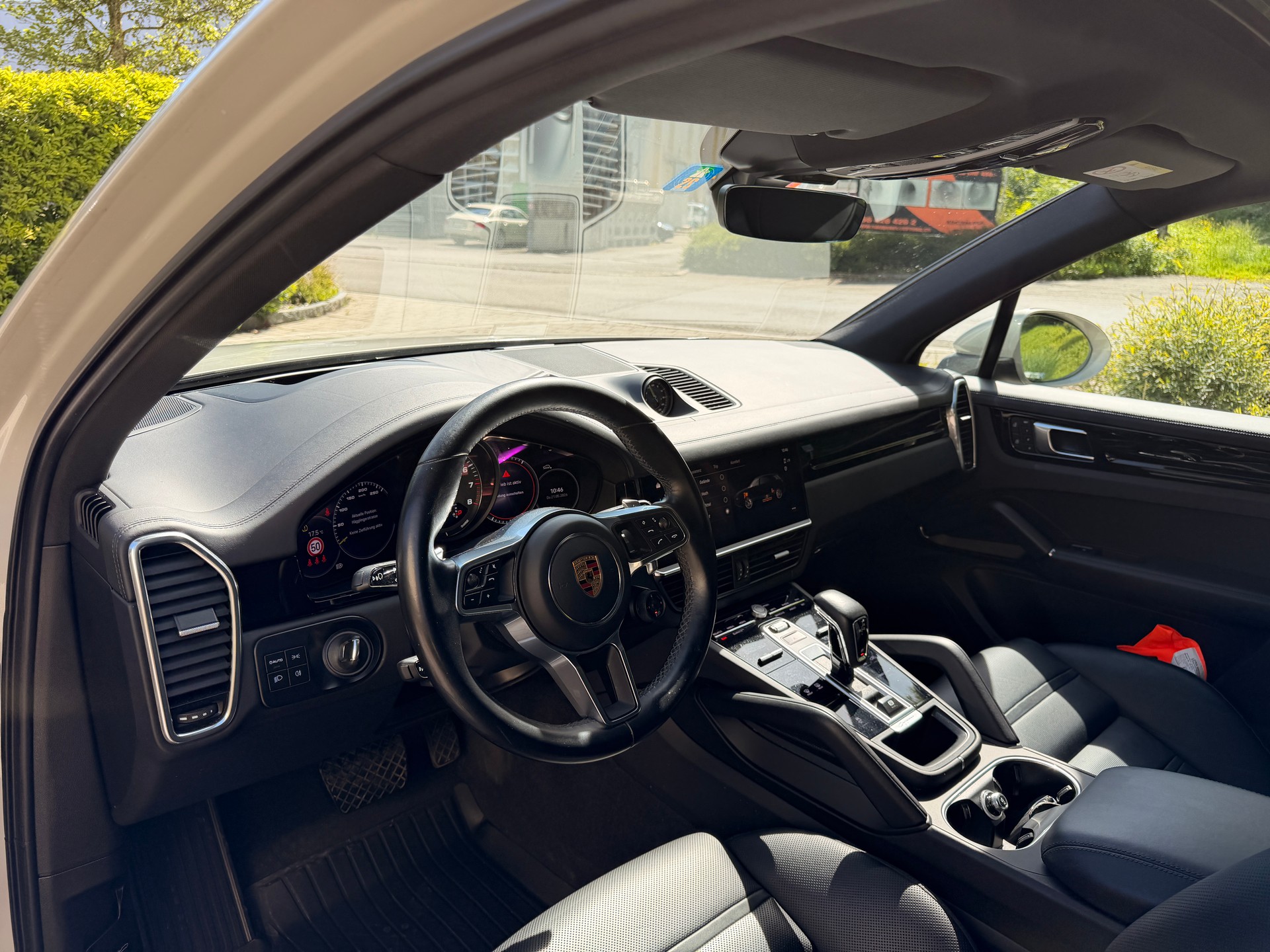 PORSCHE Cayenne E-Hybrid Platinum Edition-image-6