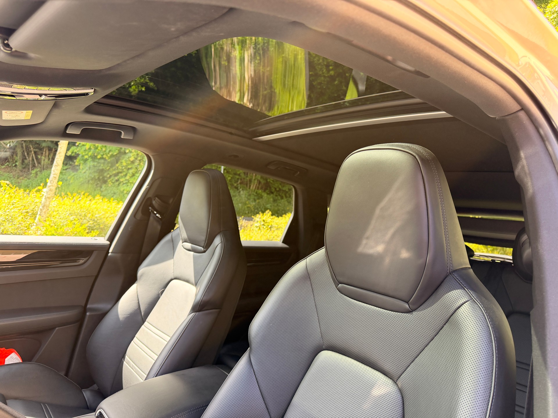 PORSCHE Cayenne E-Hybrid Platinum Edition-image-7