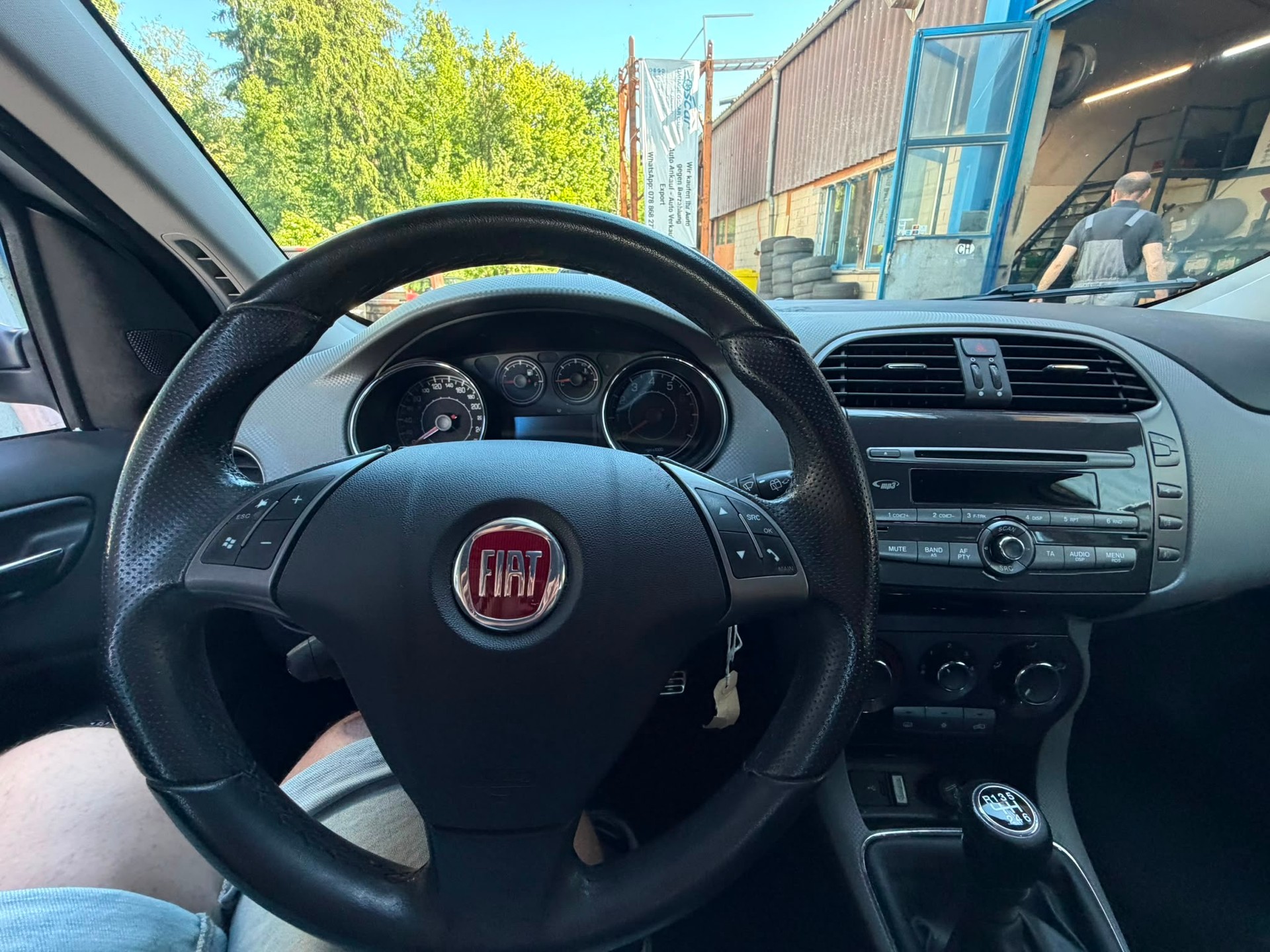 FIAT Bravo 1.4 16V Turbo Dynamic-image-7