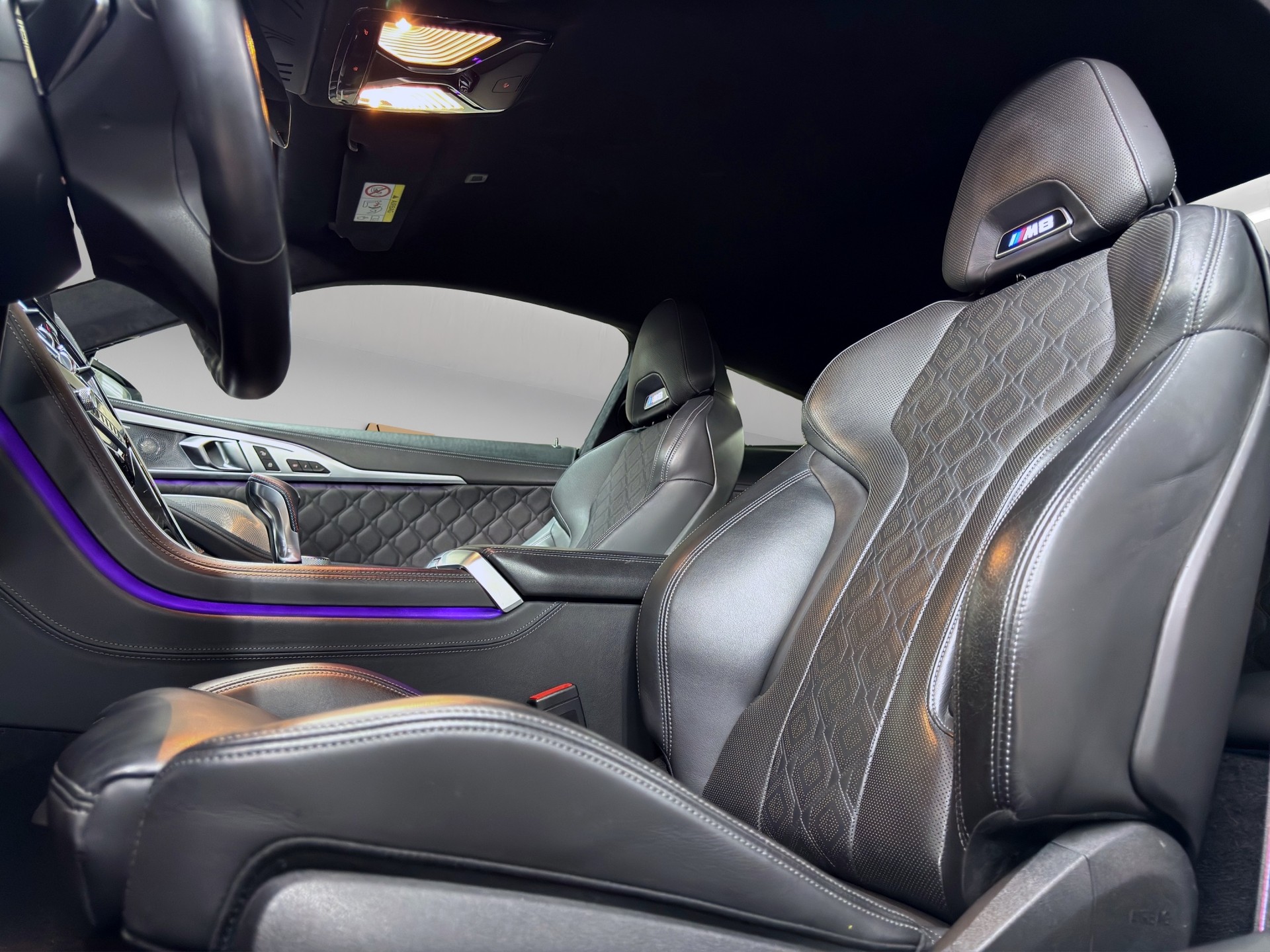 BMW M8 xDrive Steptronic M Competition-image-12
