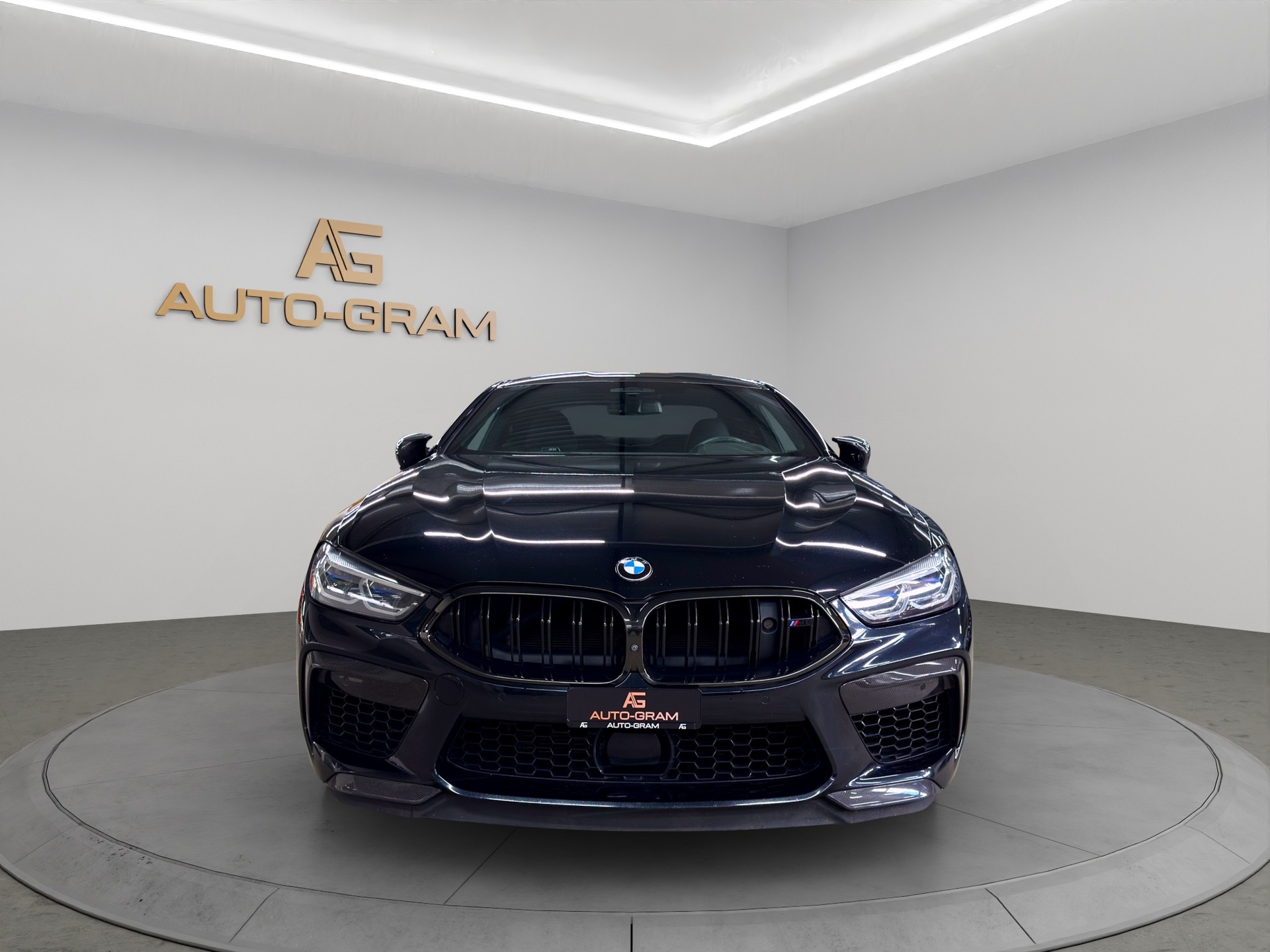 BMW M8 xDrive Steptronic M Competition-image-7
