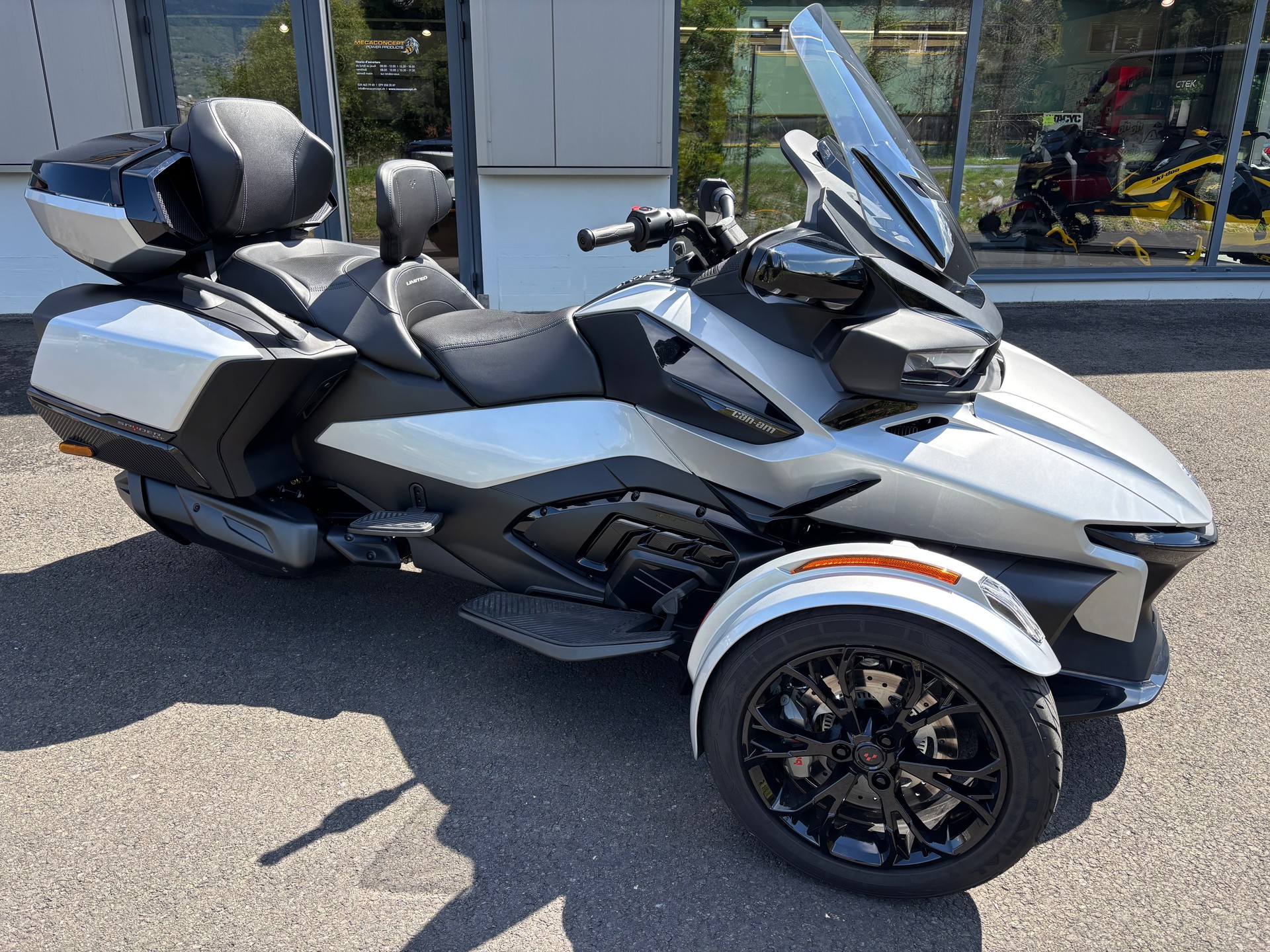CAN-AM Spyder RT-LTD Dark Edition SE6-image-0