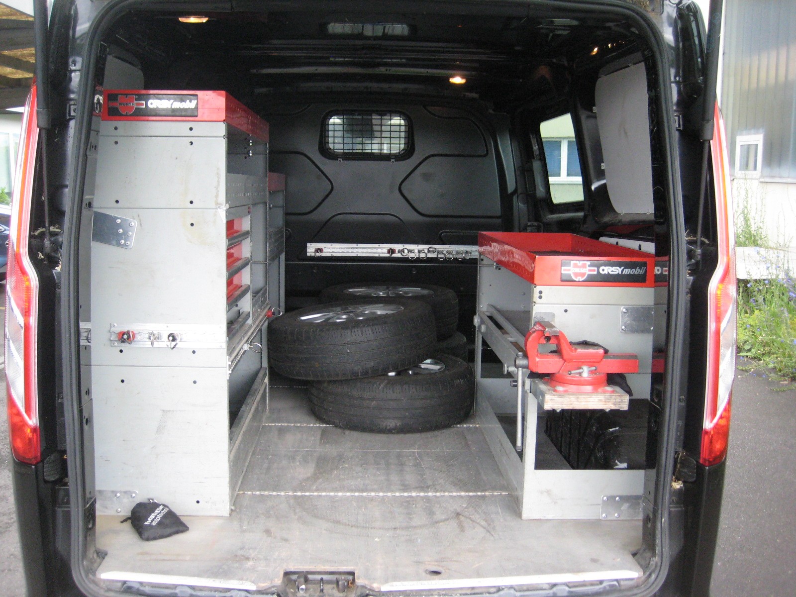FORD Transit Custom Van 340 L1H1 Trend A-image-6