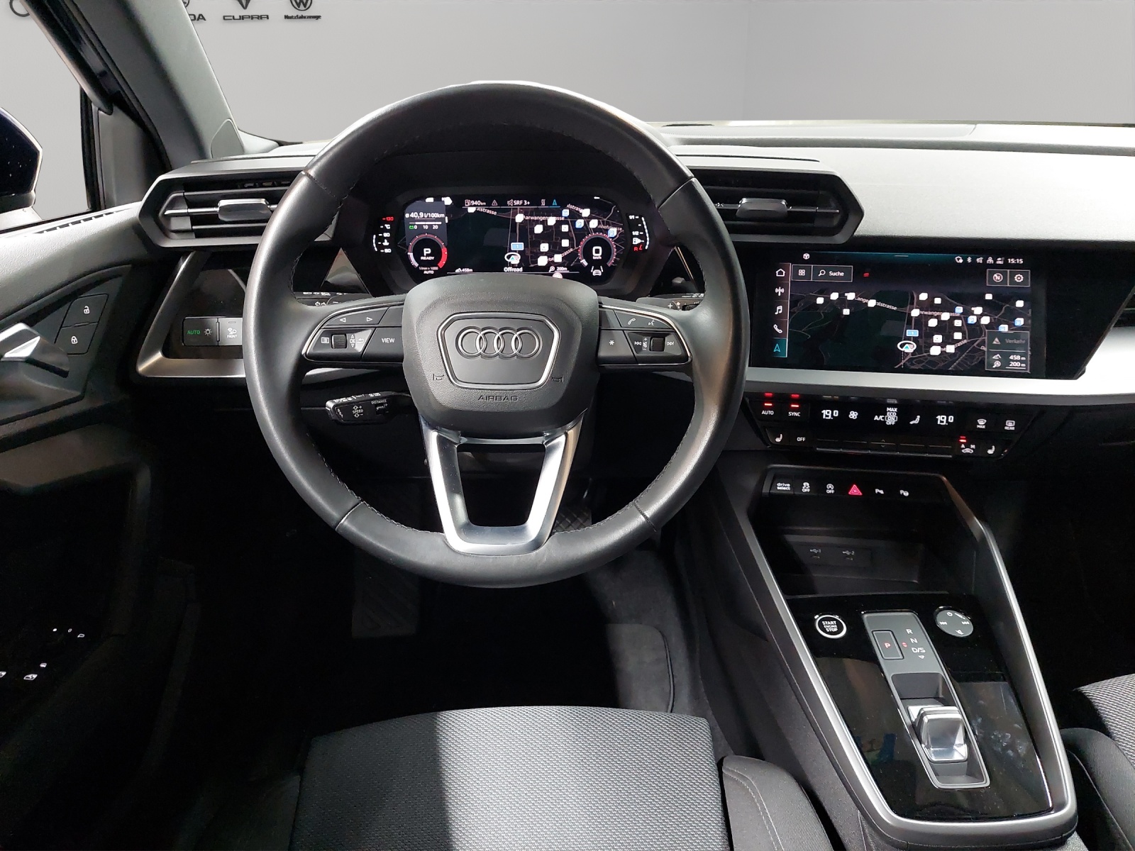 AUDI A3 Sportback 35 TFSI S line S-tronic-image-6