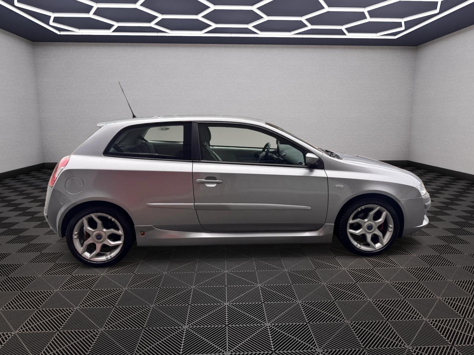 FIAT Stilo 2.4 20V GT-image-4